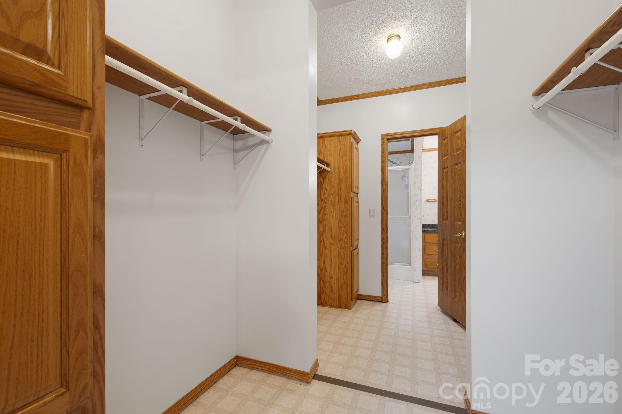 45 Shelby Road — Asheville