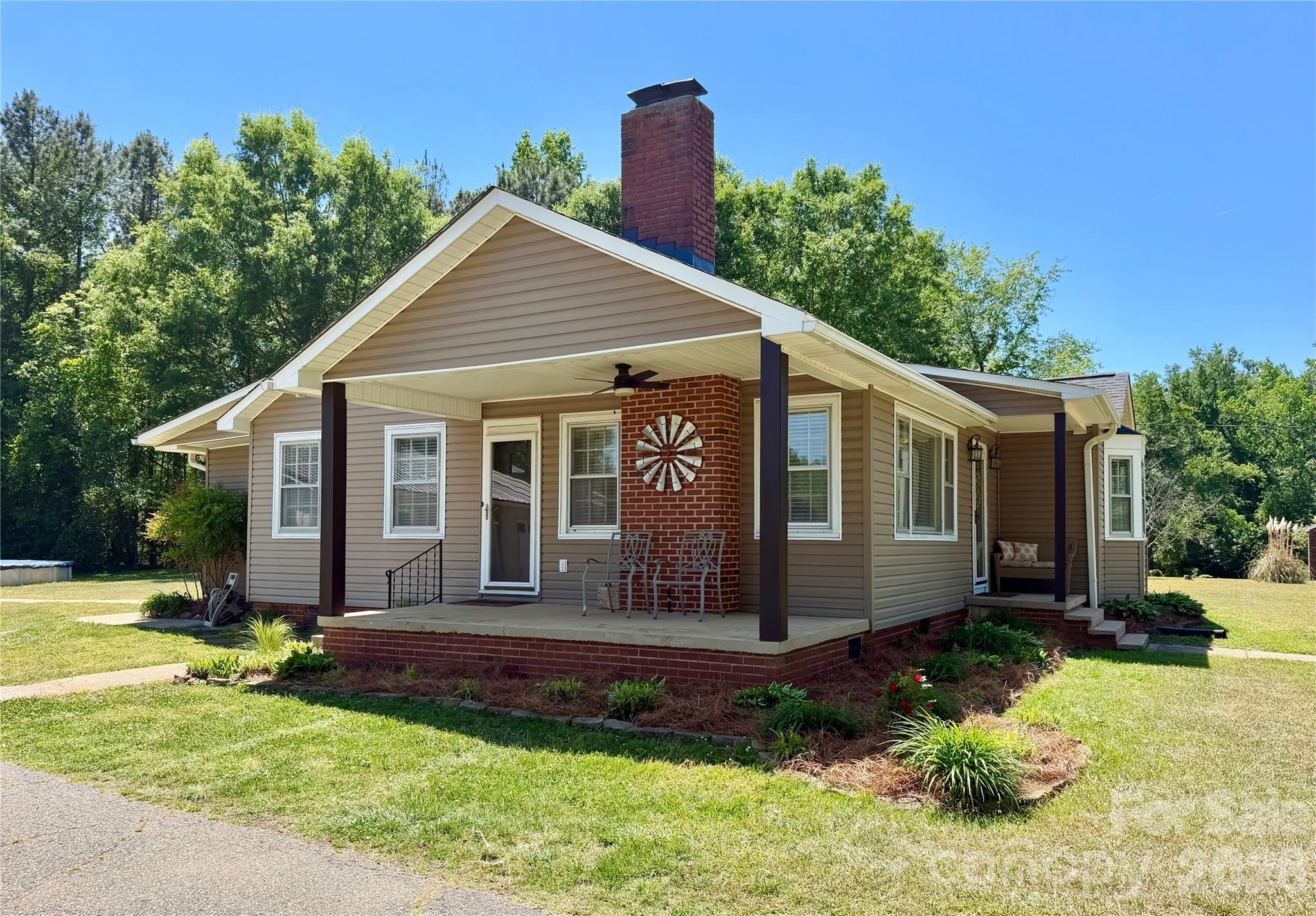 917 W Pine Street — Blacksburg