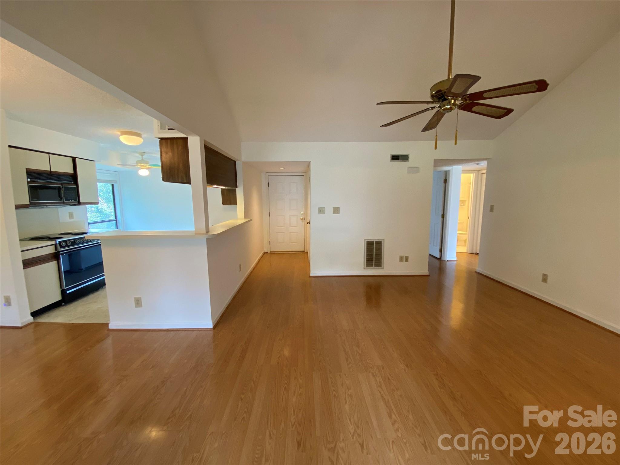 7962 Greenside Court — Charlotte