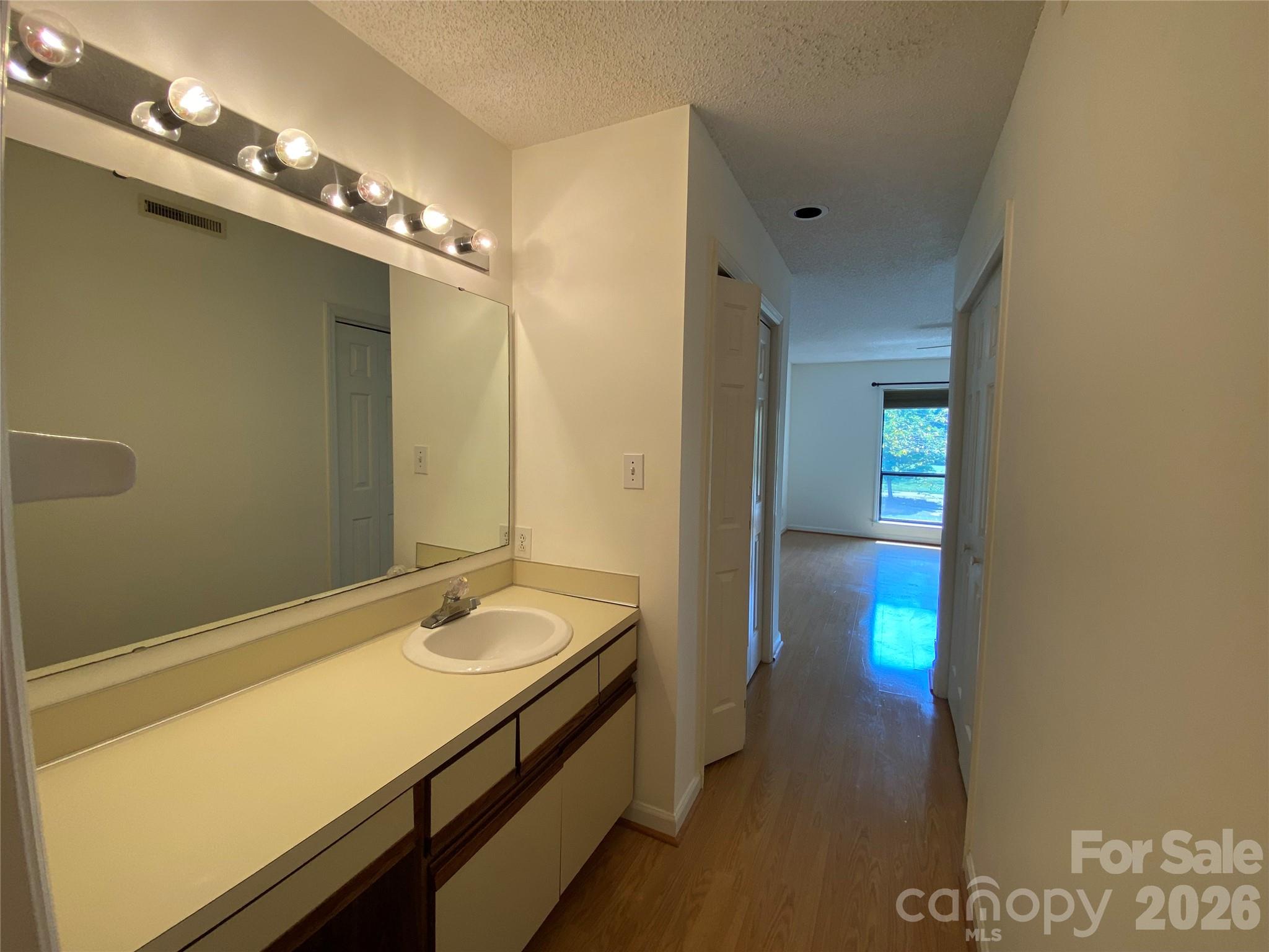 7962 Greenside Court — Charlotte