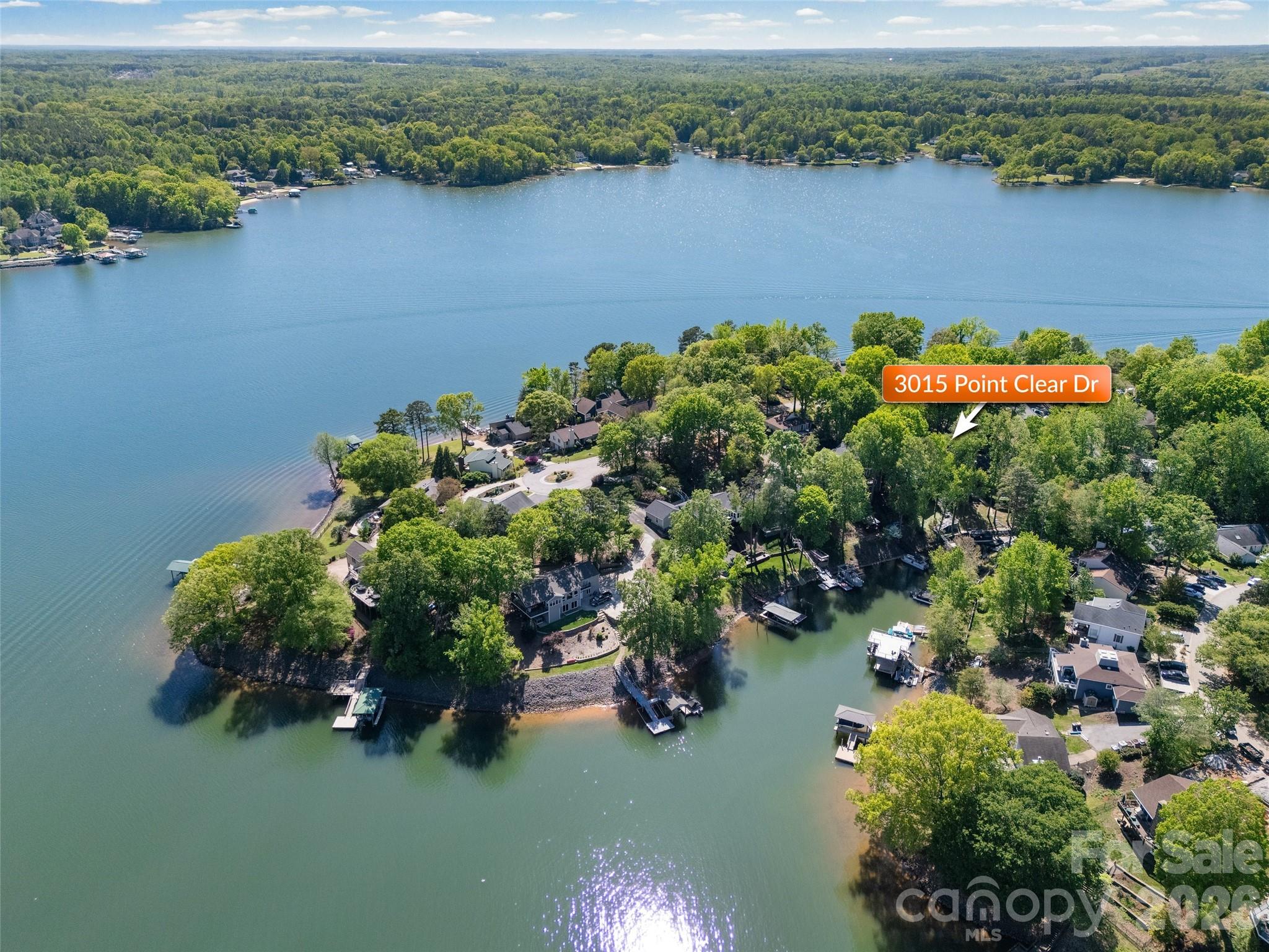 3015 Point Clear Drive — Tega Cay