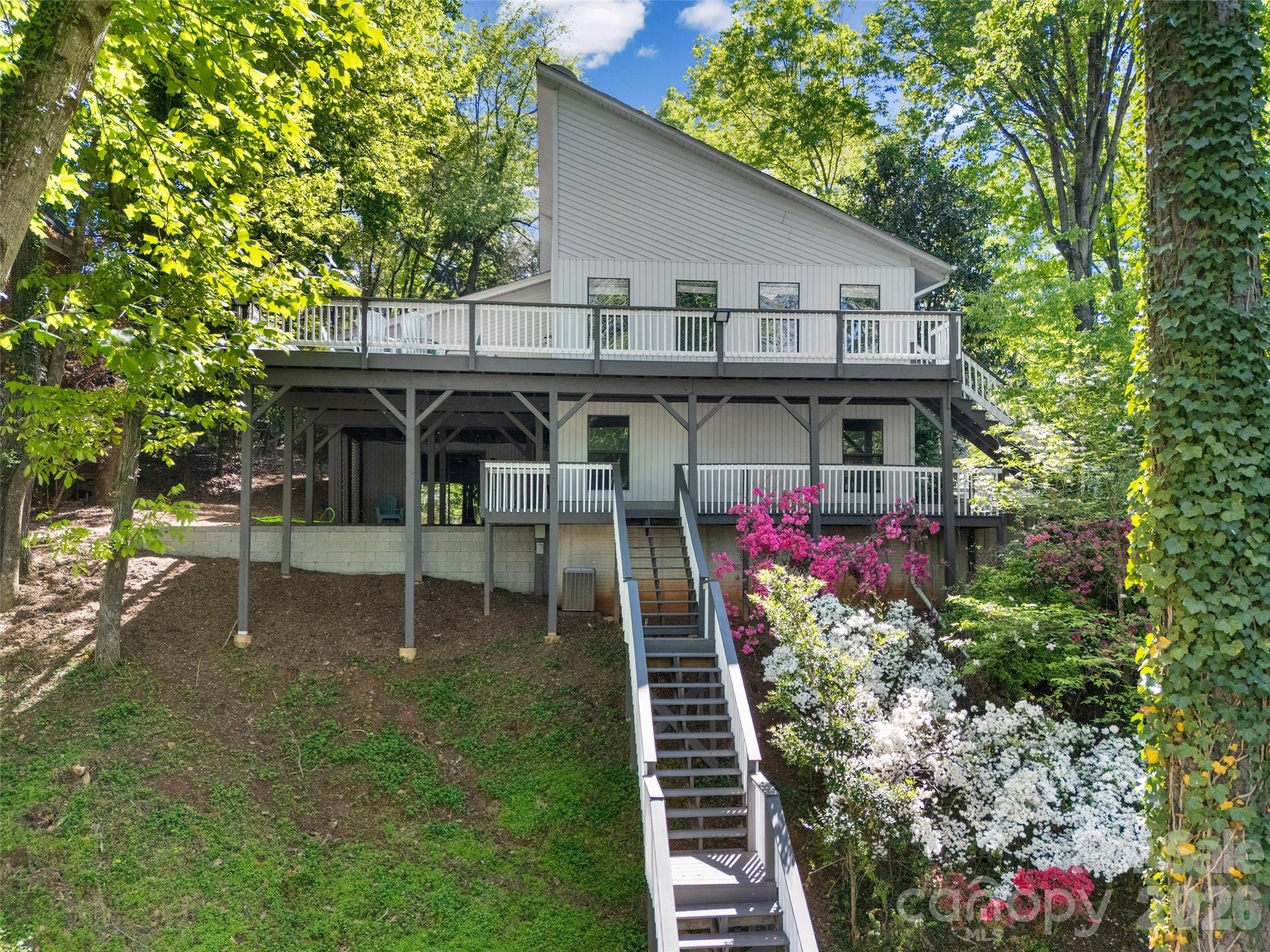 3015 Point Clear Drive — Tega Cay