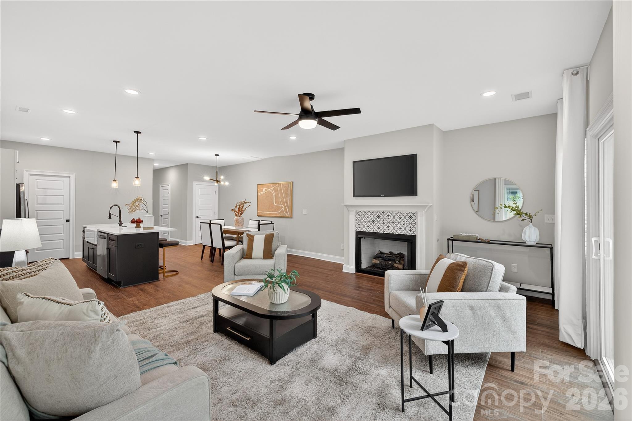3217 Credenza Road — Charlotte