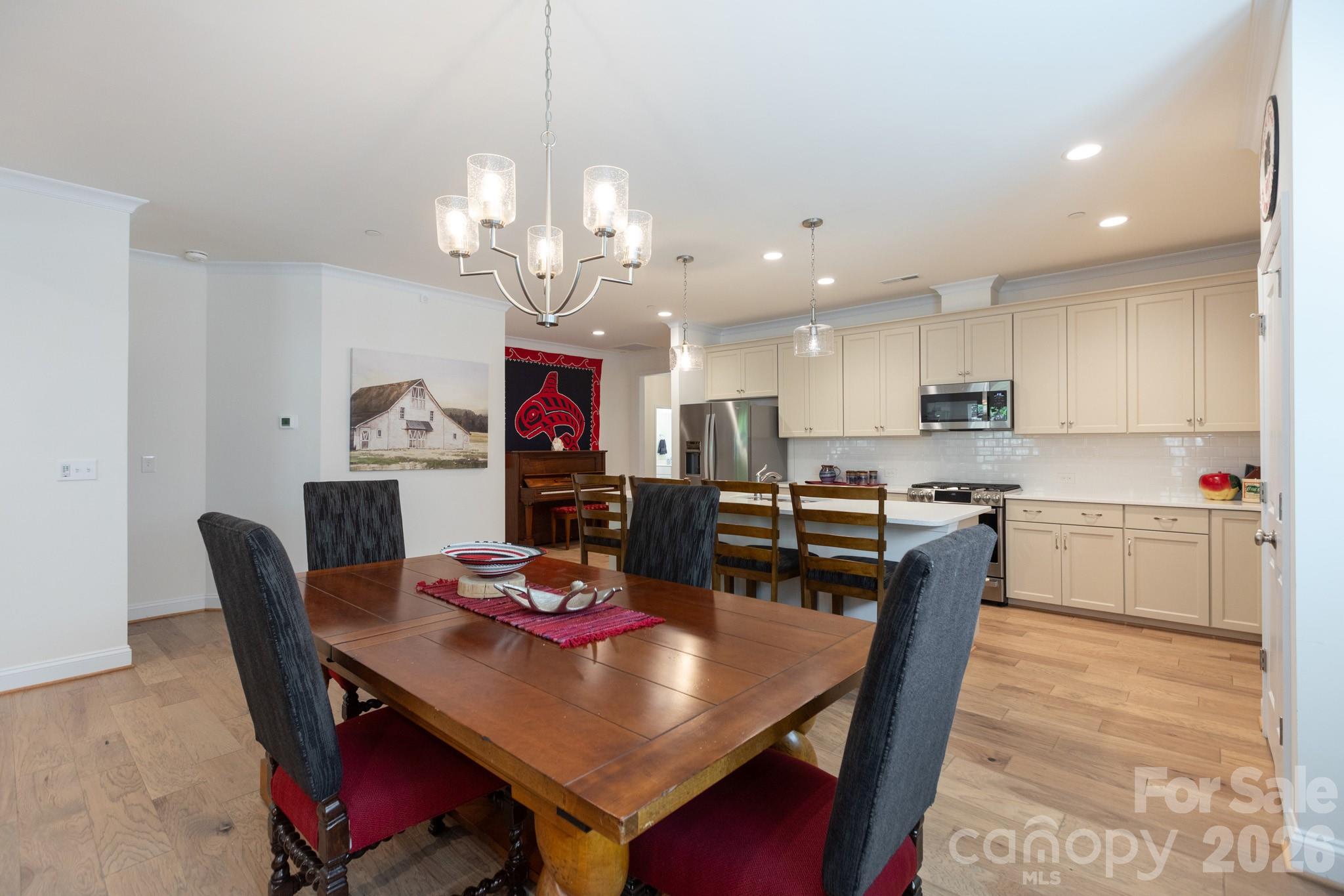 3064 Spring Forest Road — Harrisburg