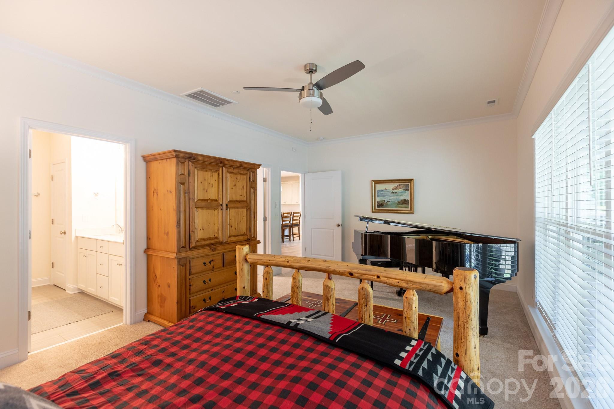 3064 Spring Forest Road — Harrisburg