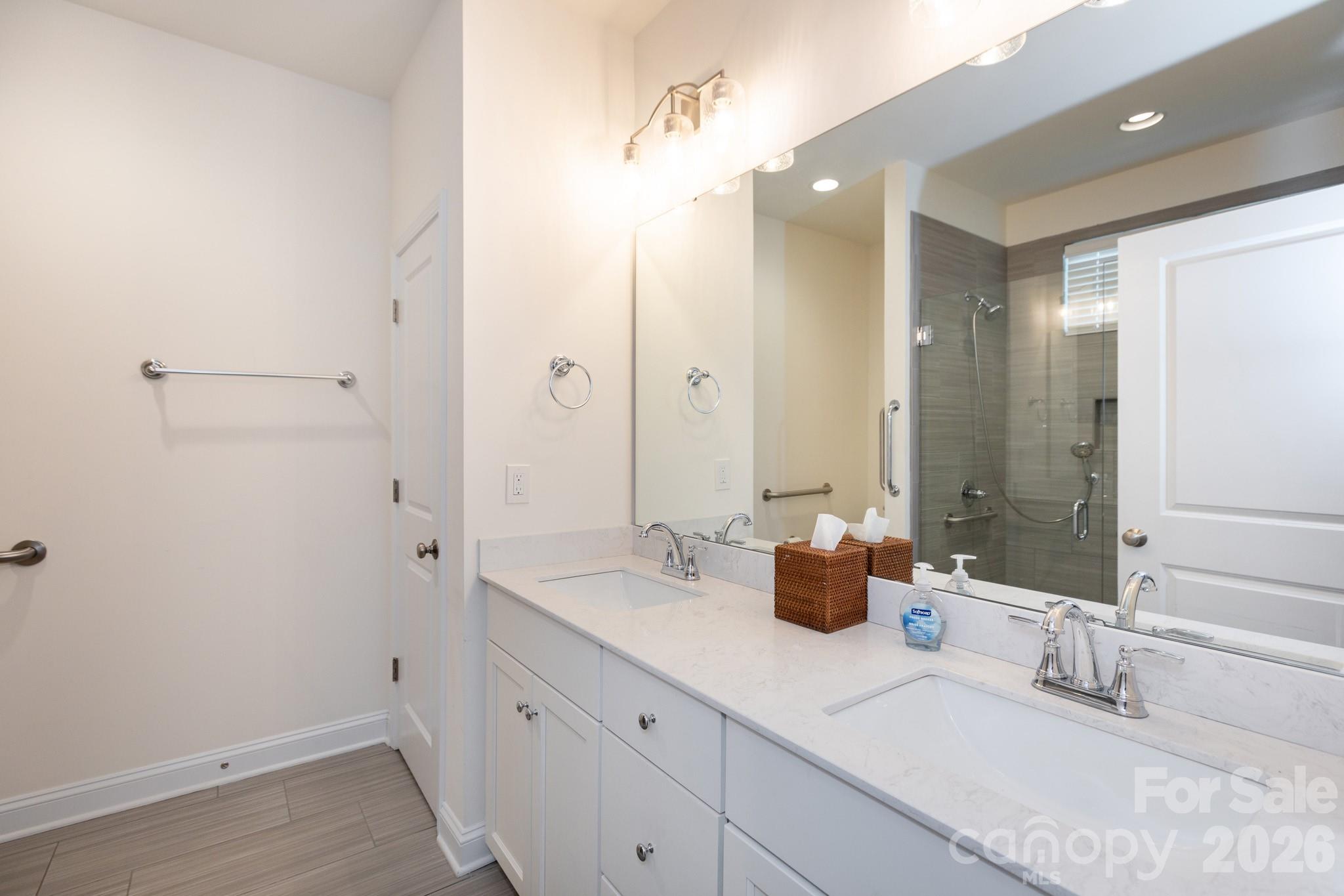 3064 Spring Forest Road — Harrisburg