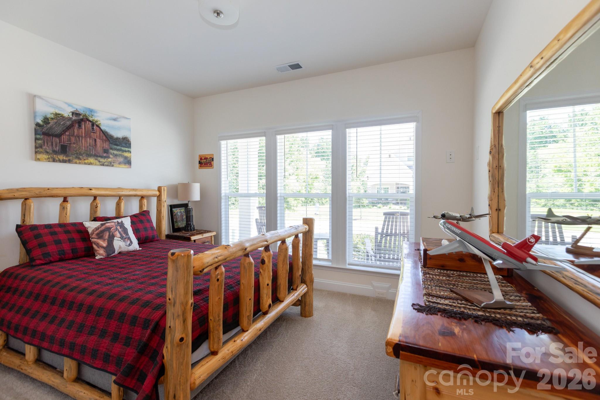 3064 Spring Forest Road — Harrisburg