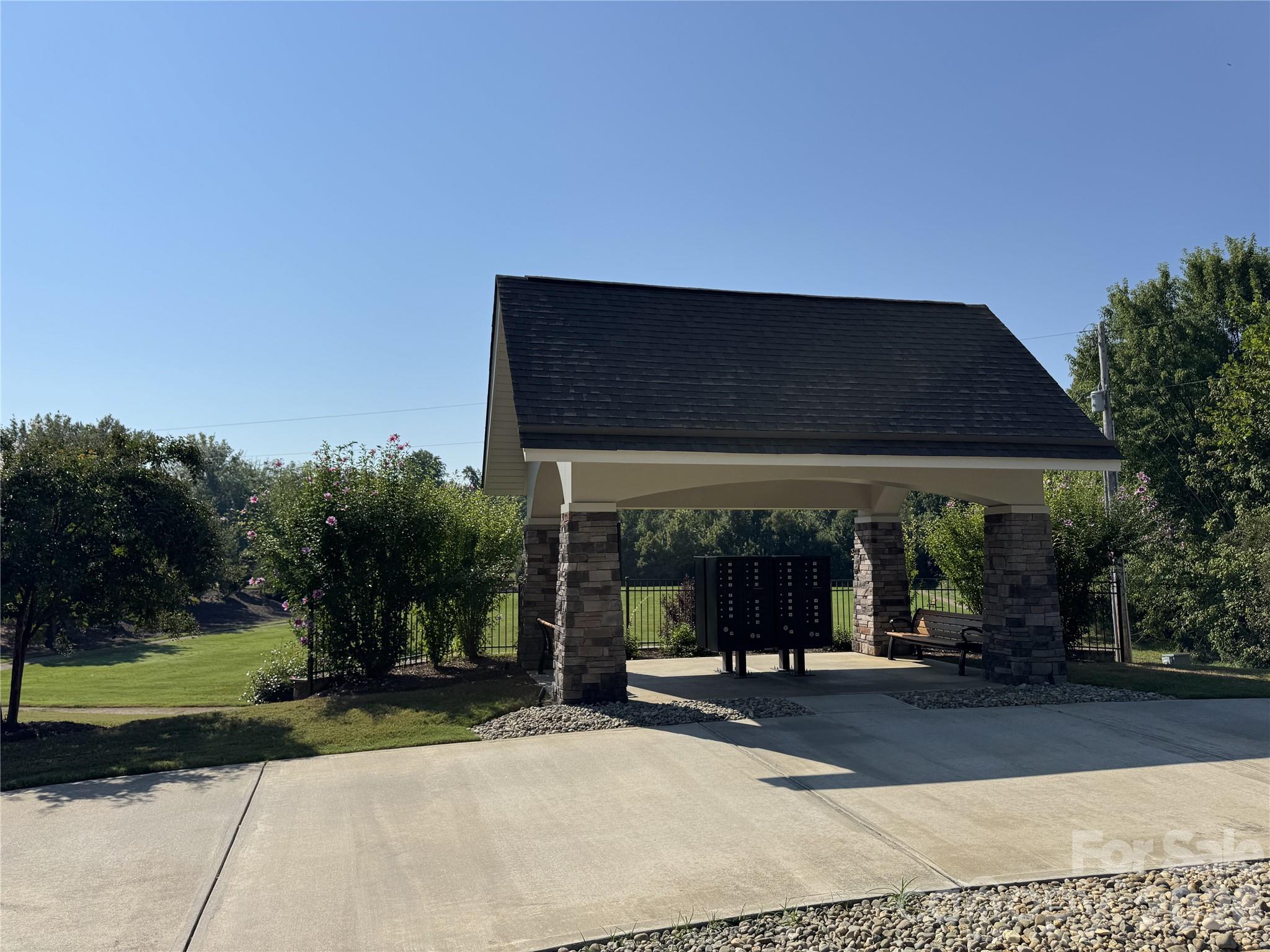 3064 Spring Forest Road — Harrisburg