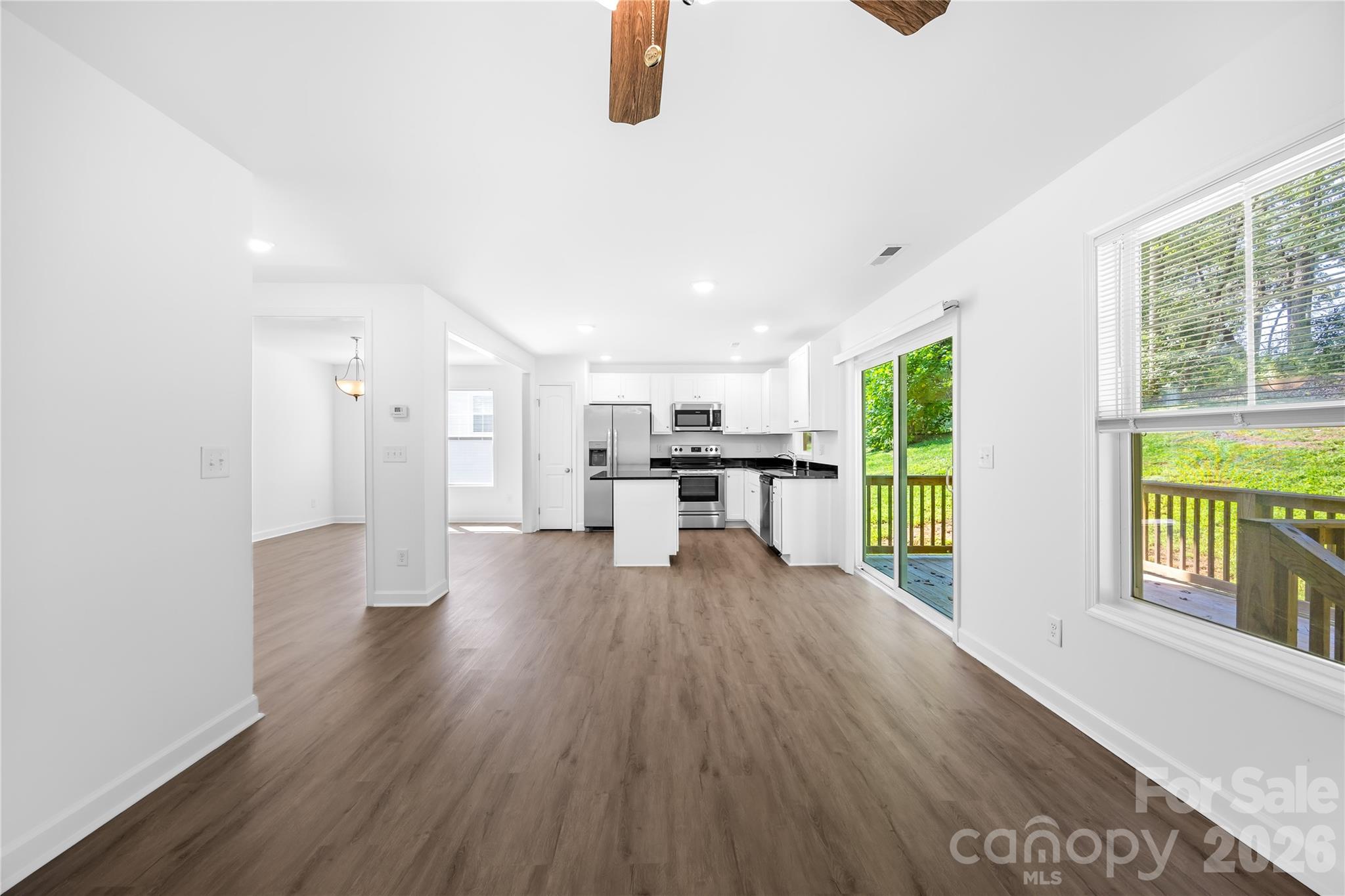 240 Valleybrook Lane — Troutman
