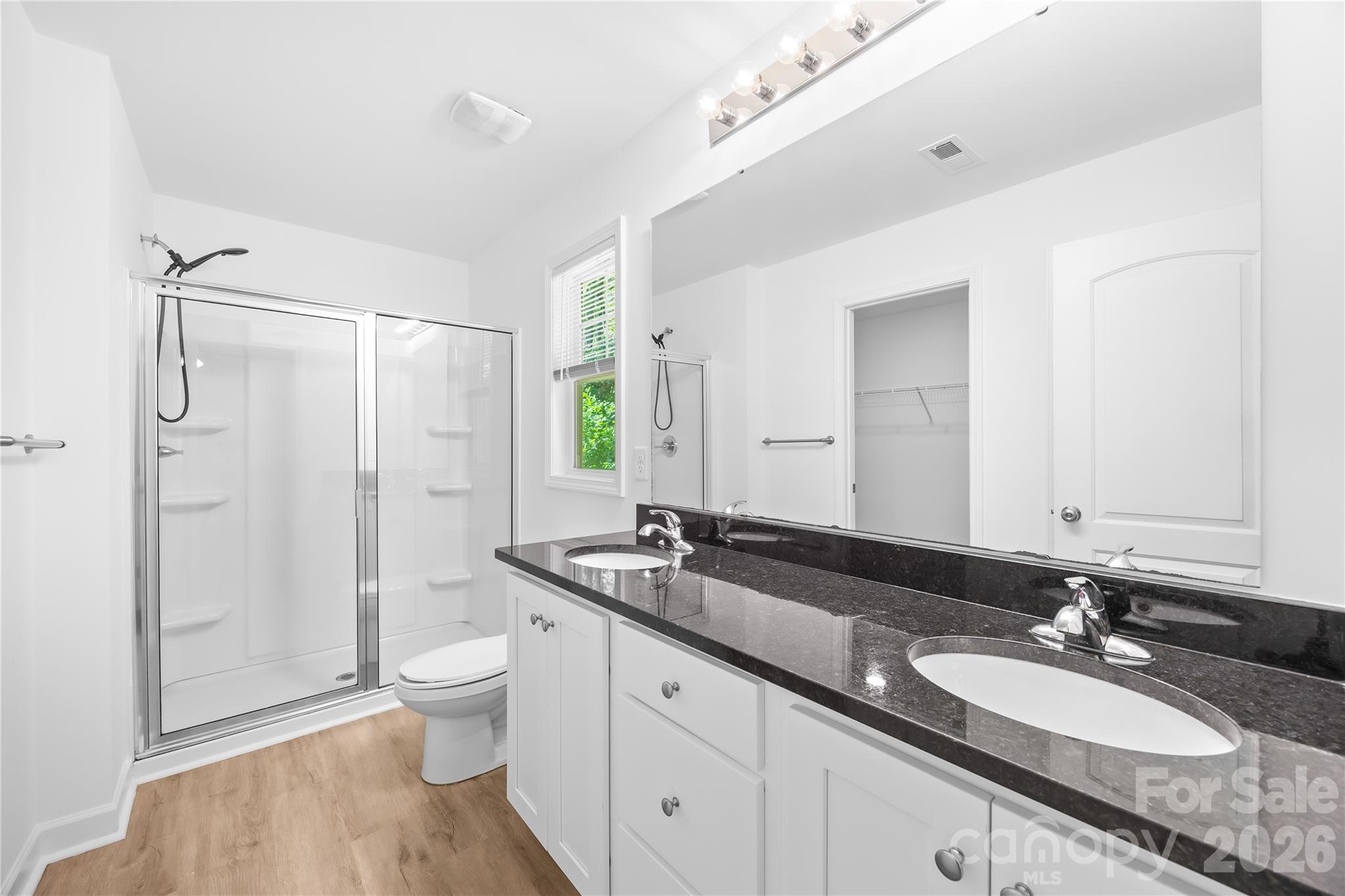 240 Valleybrook Lane — Troutman