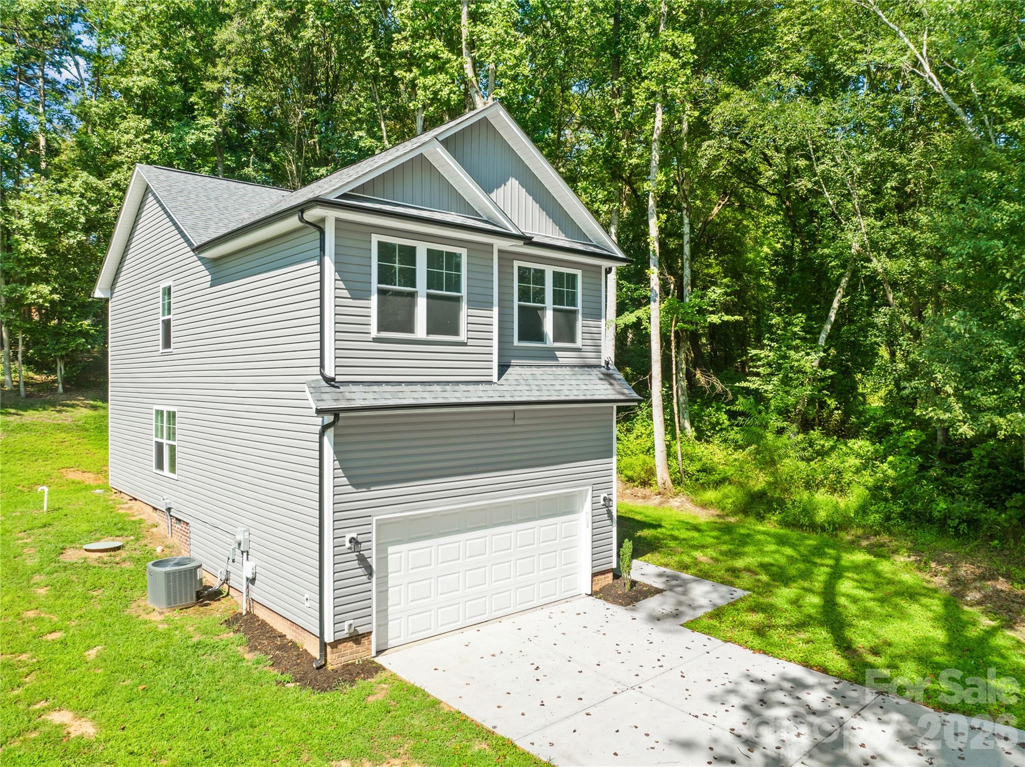 240 Valleybrook Lane — Troutman