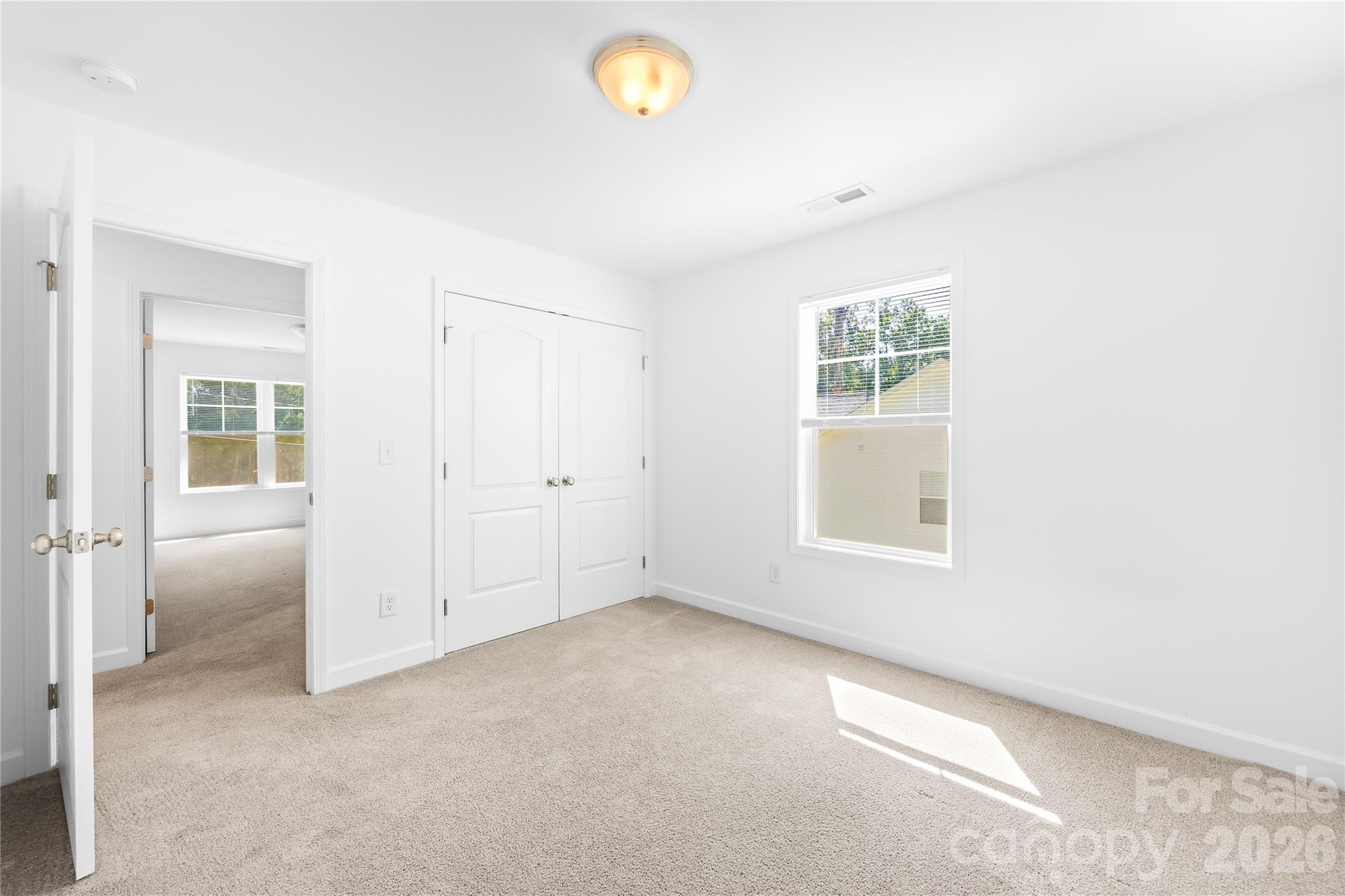 240 Valleybrook Lane — Troutman
