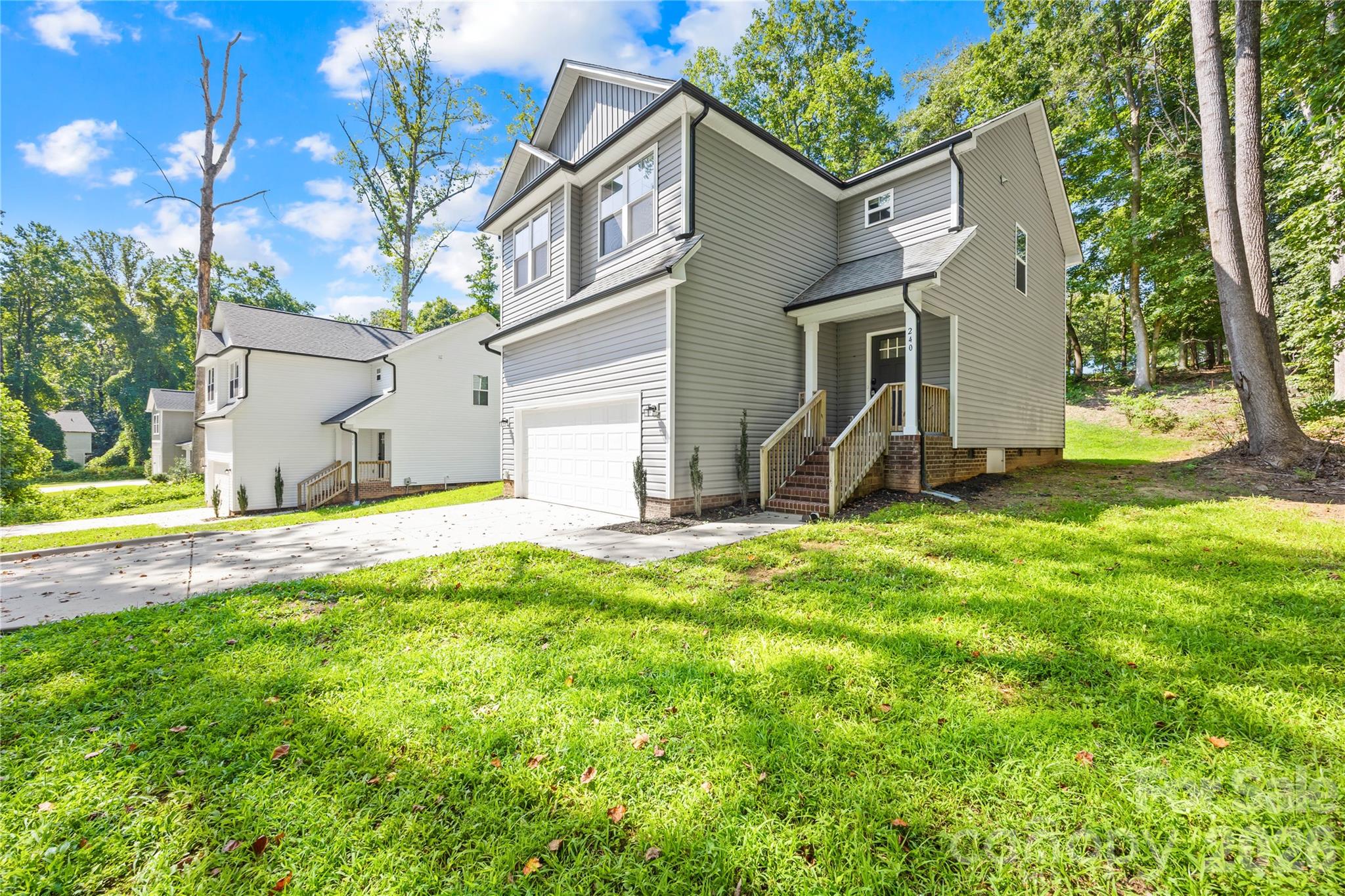 240 Valleybrook Lane — Troutman