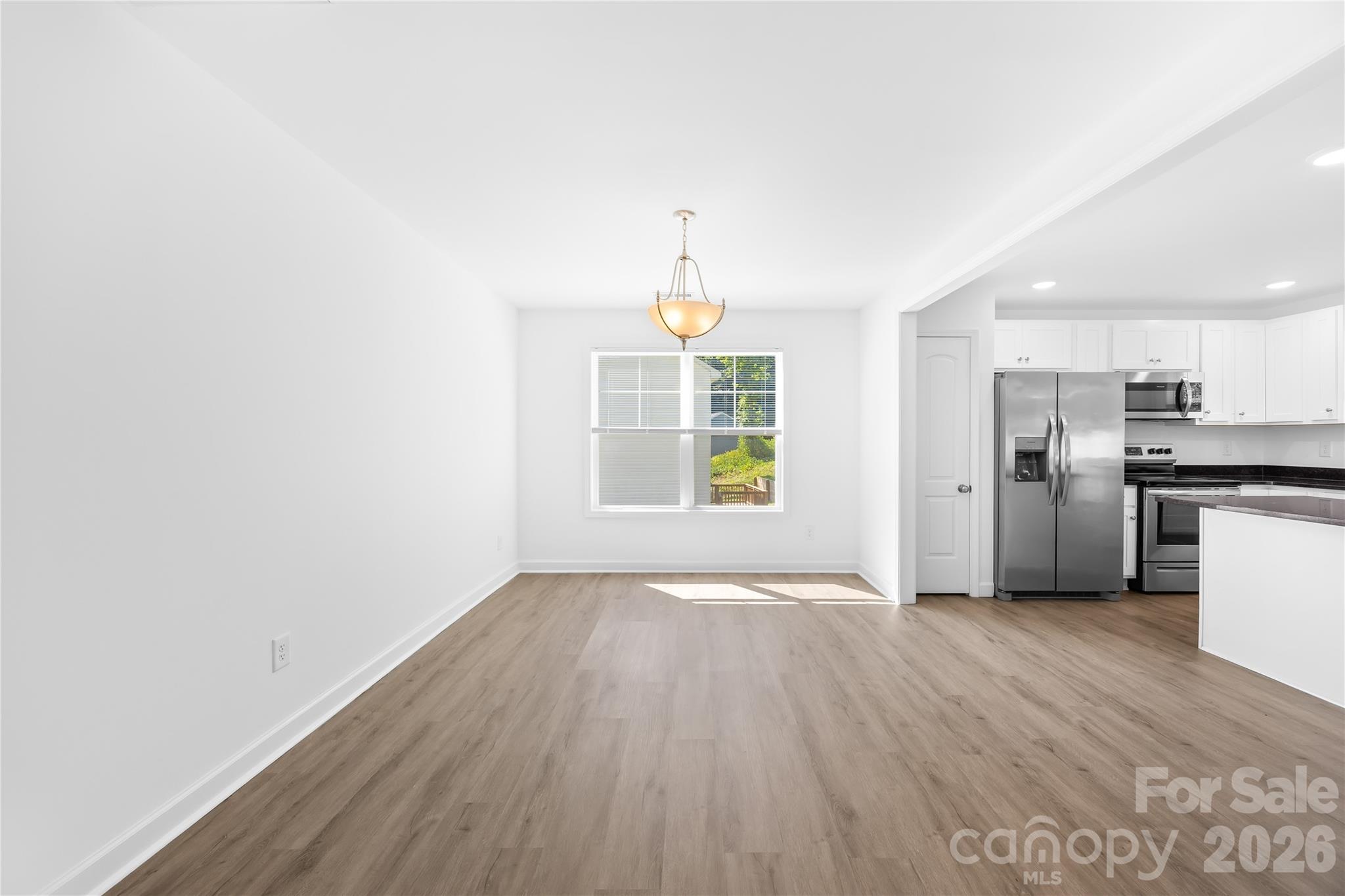 240 Valleybrook Lane — Troutman