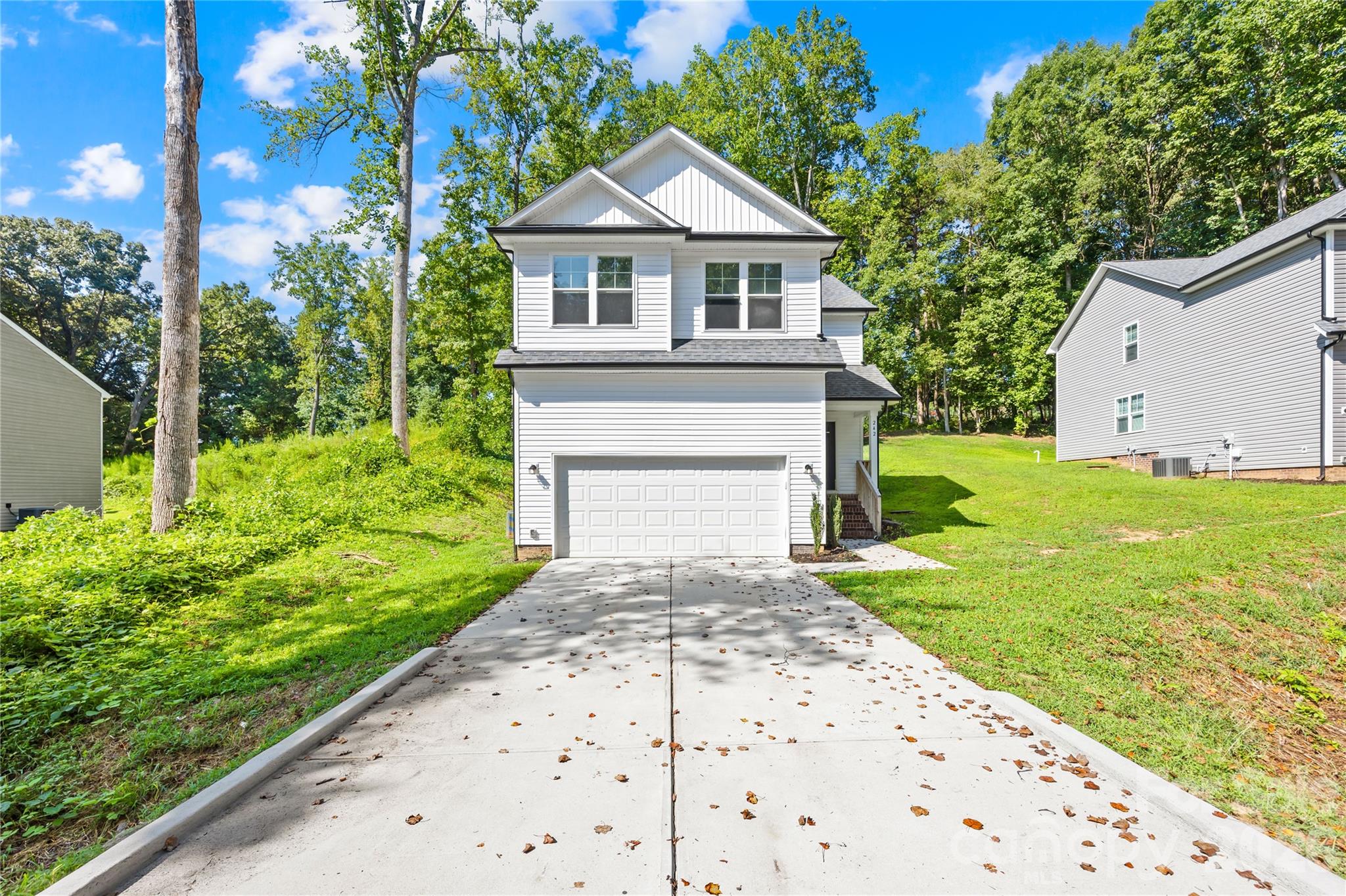 242 Valleybrook Lane — Troutman