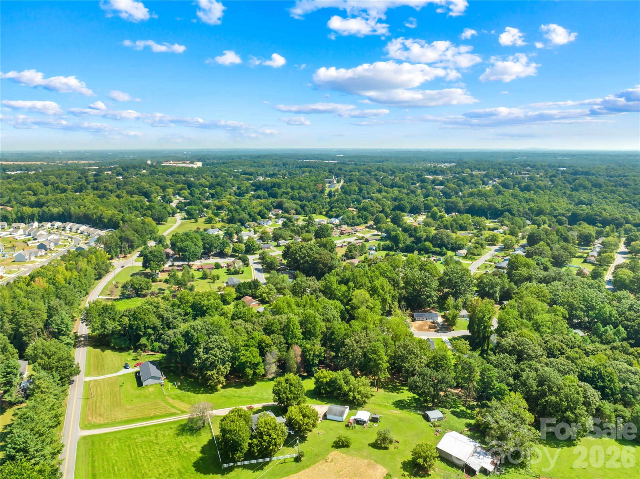 242 Valleybrook Lane — Troutman