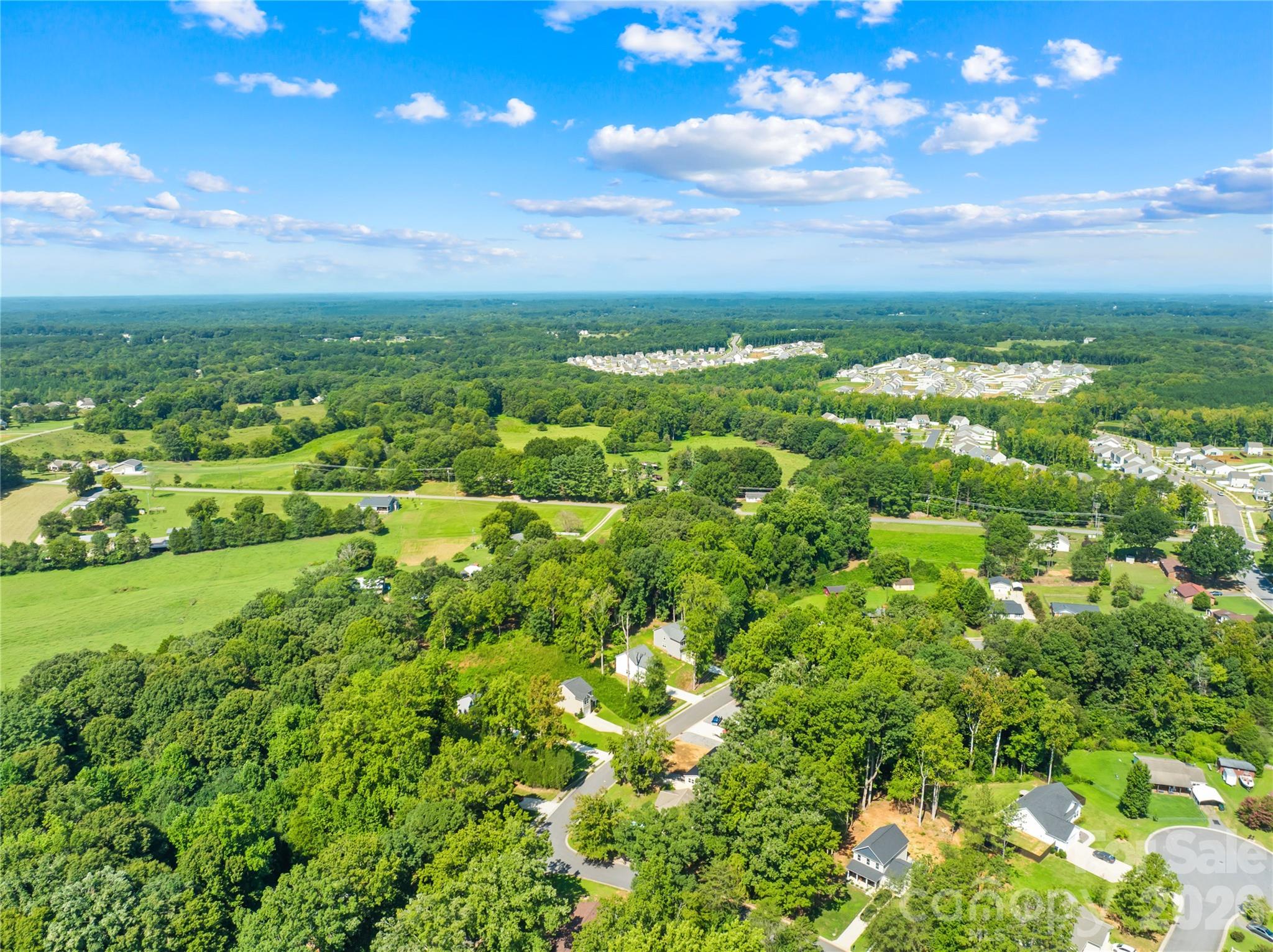 242 Valleybrook Lane — Troutman