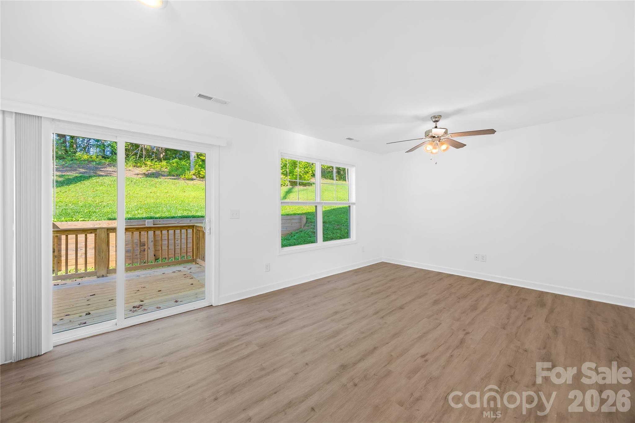 242 Valleybrook Lane — Troutman