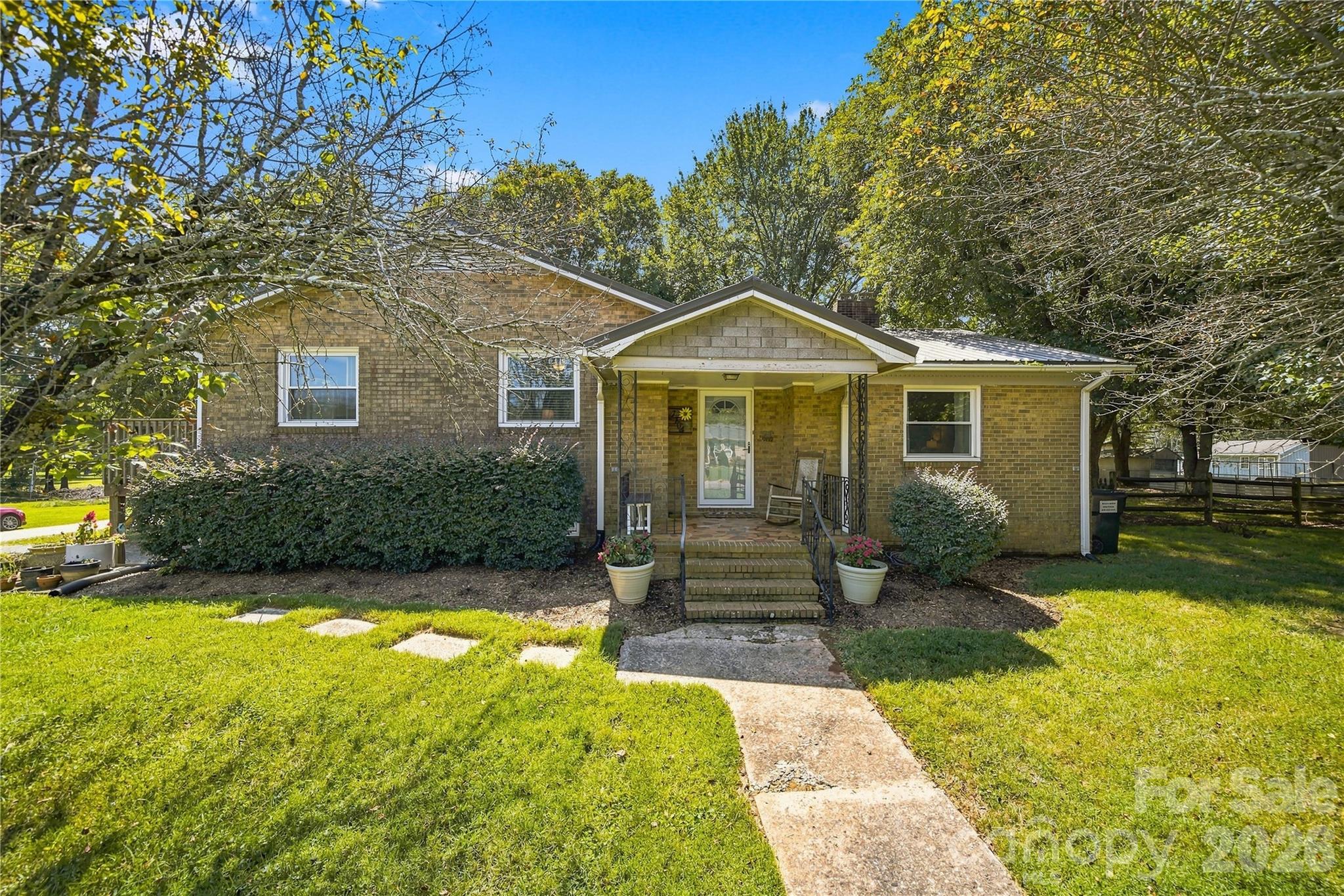7704 Otts Circle — Stanley