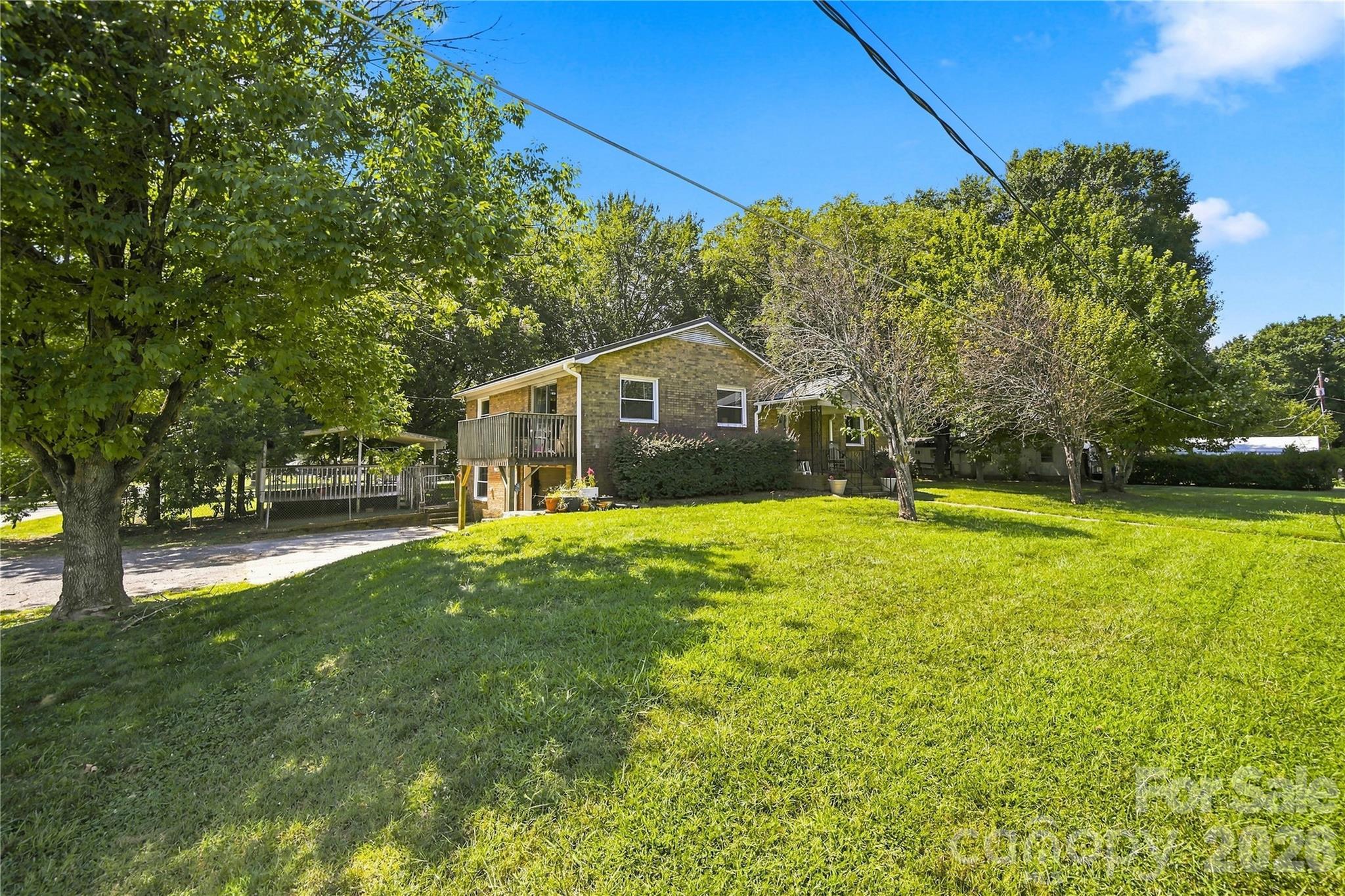 7704 Otts Circle — Stanley