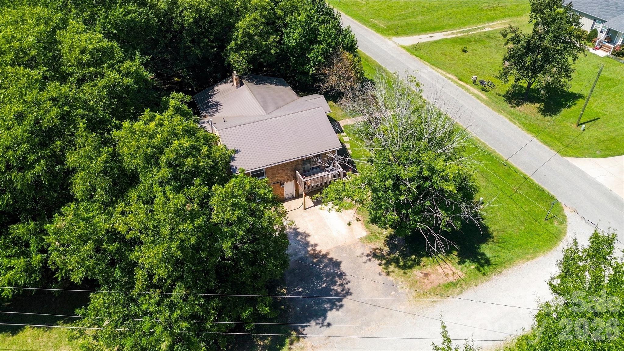 7704 Otts Circle — Stanley