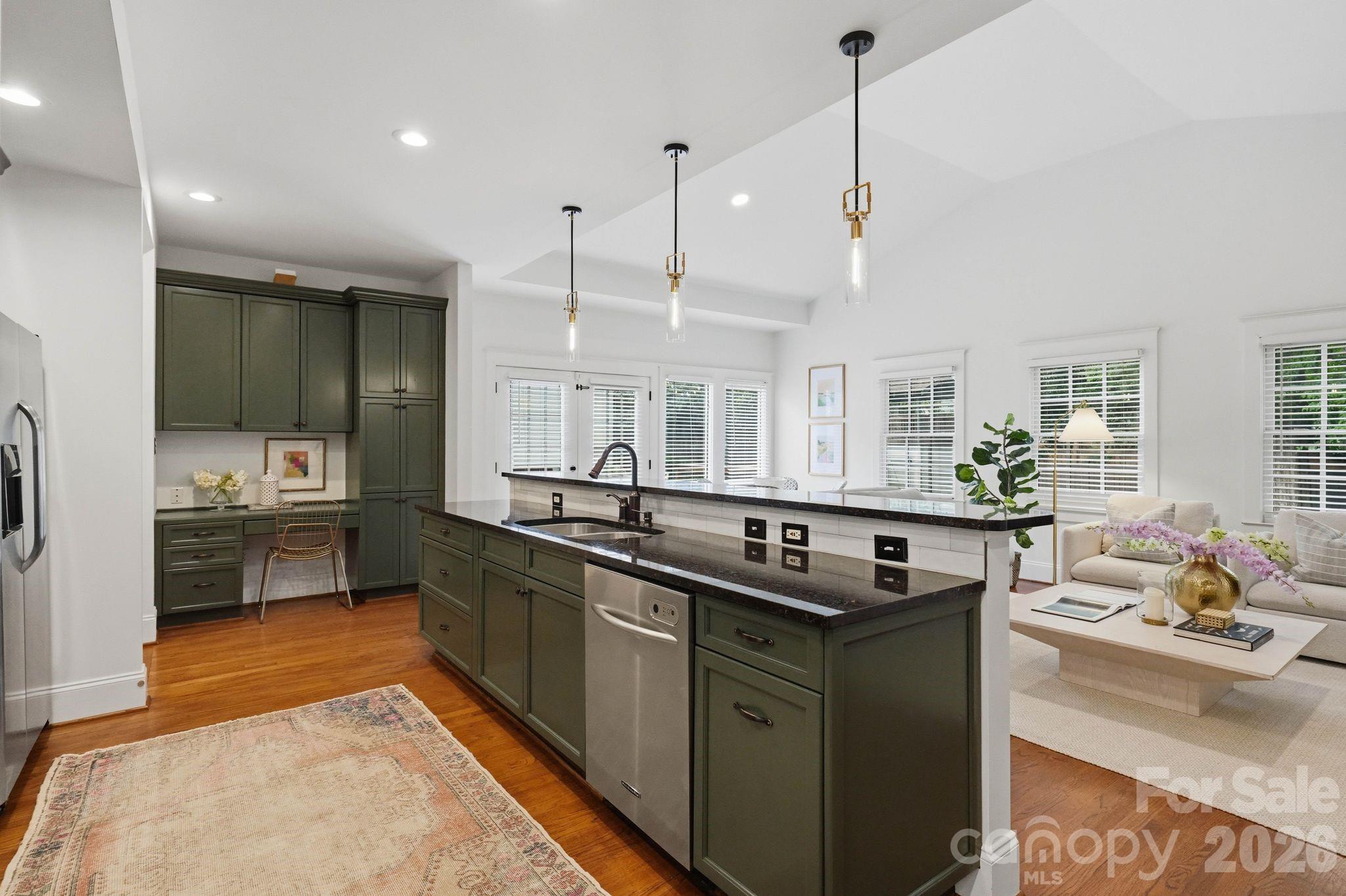 1815 DeArmon Drive — Charlotte