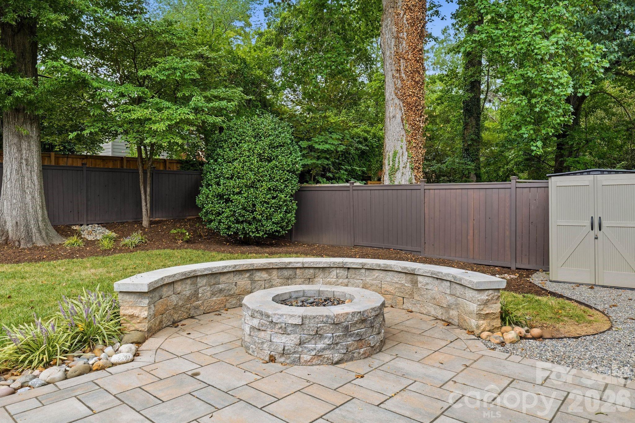 1815 DeArmon Drive — Charlotte