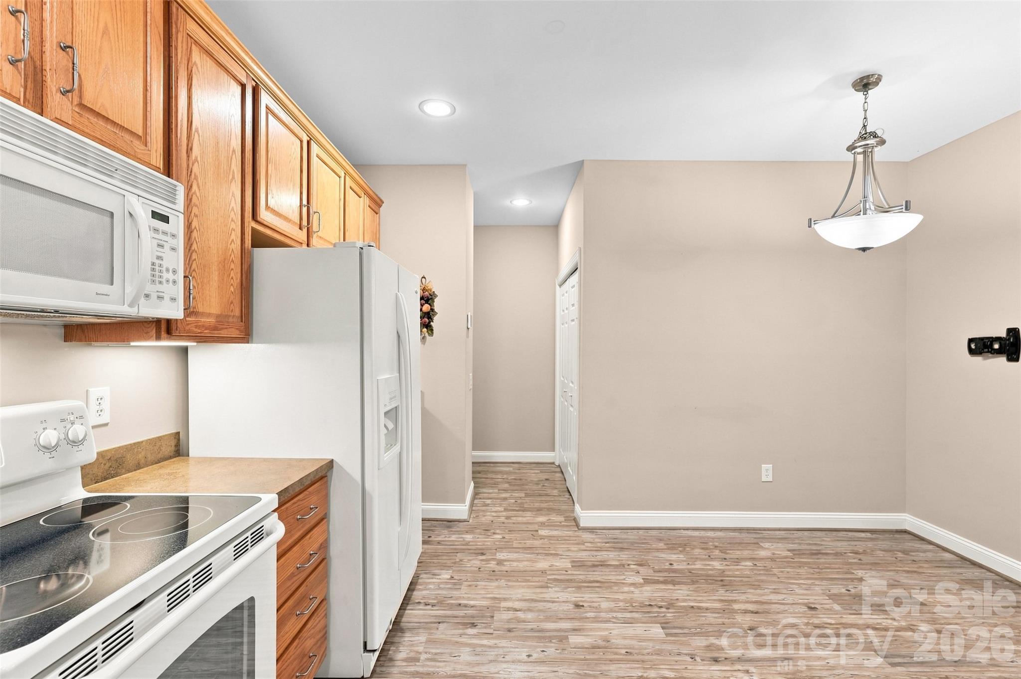 3225 Abbey Walk Lane — Matthews