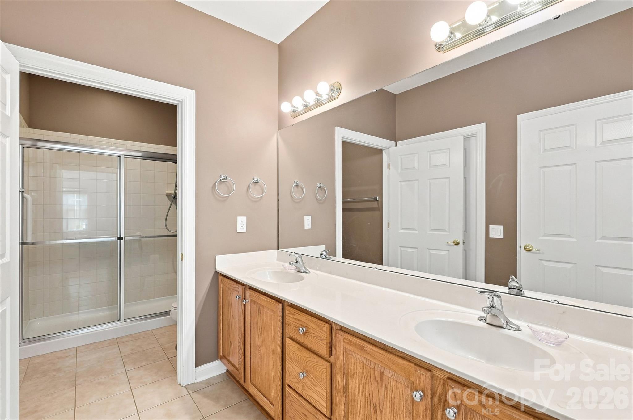 3225 Abbey Walk Lane — Matthews