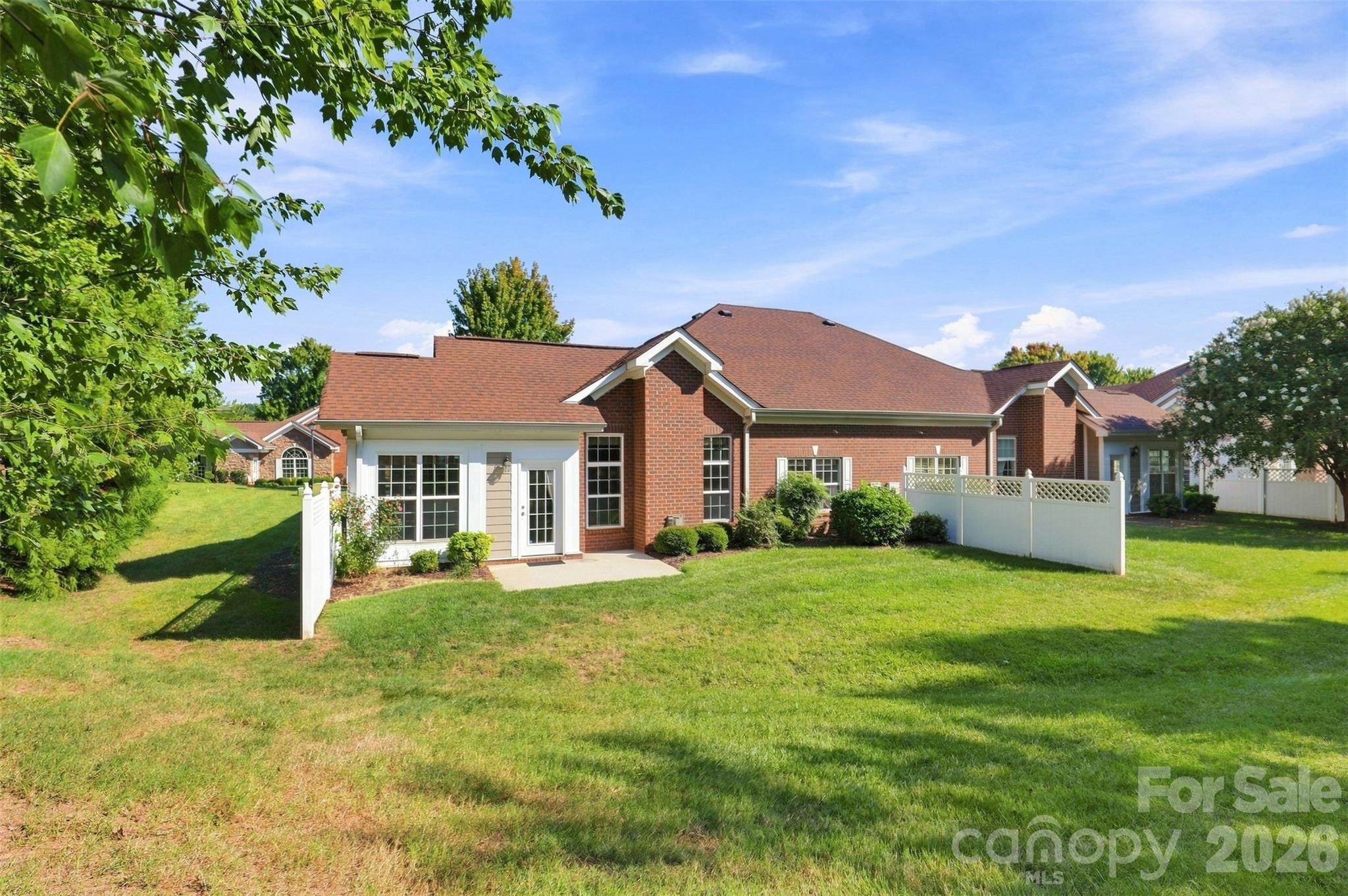 3225 Abbey Walk Lane — Matthews