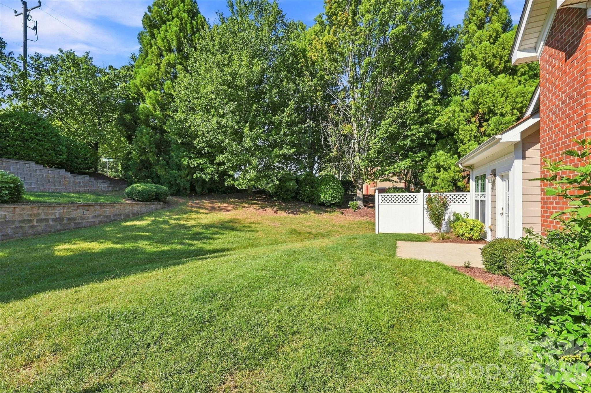 3225 Abbey Walk Lane — Matthews