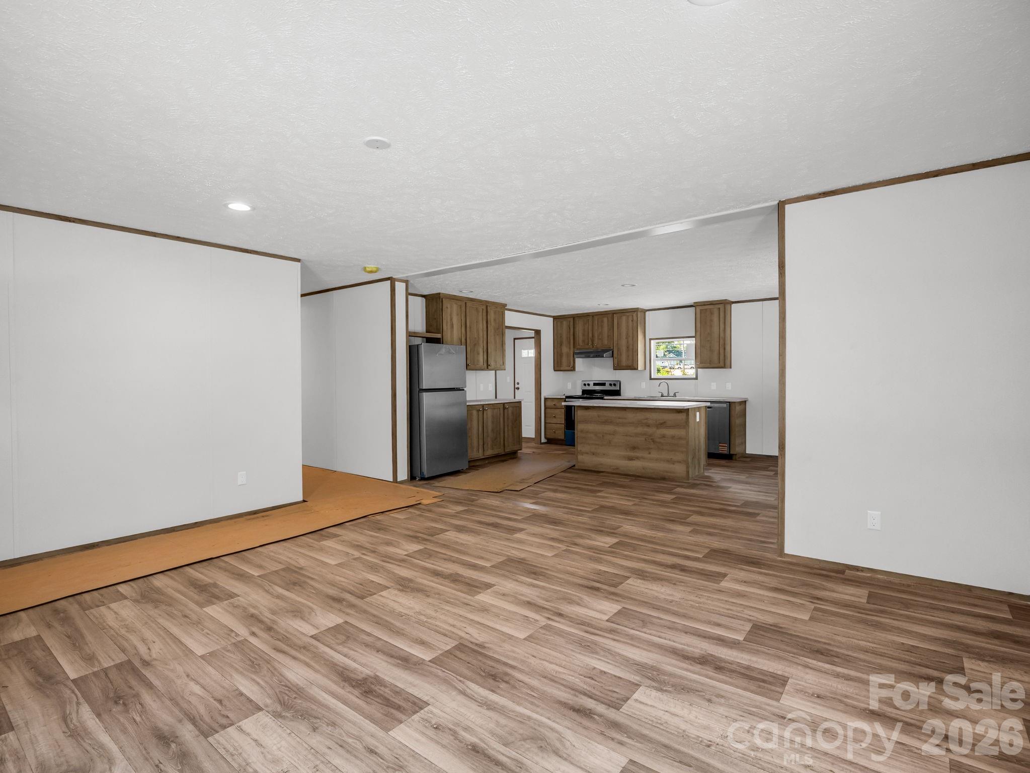 276 Mulberry Street — Forest City