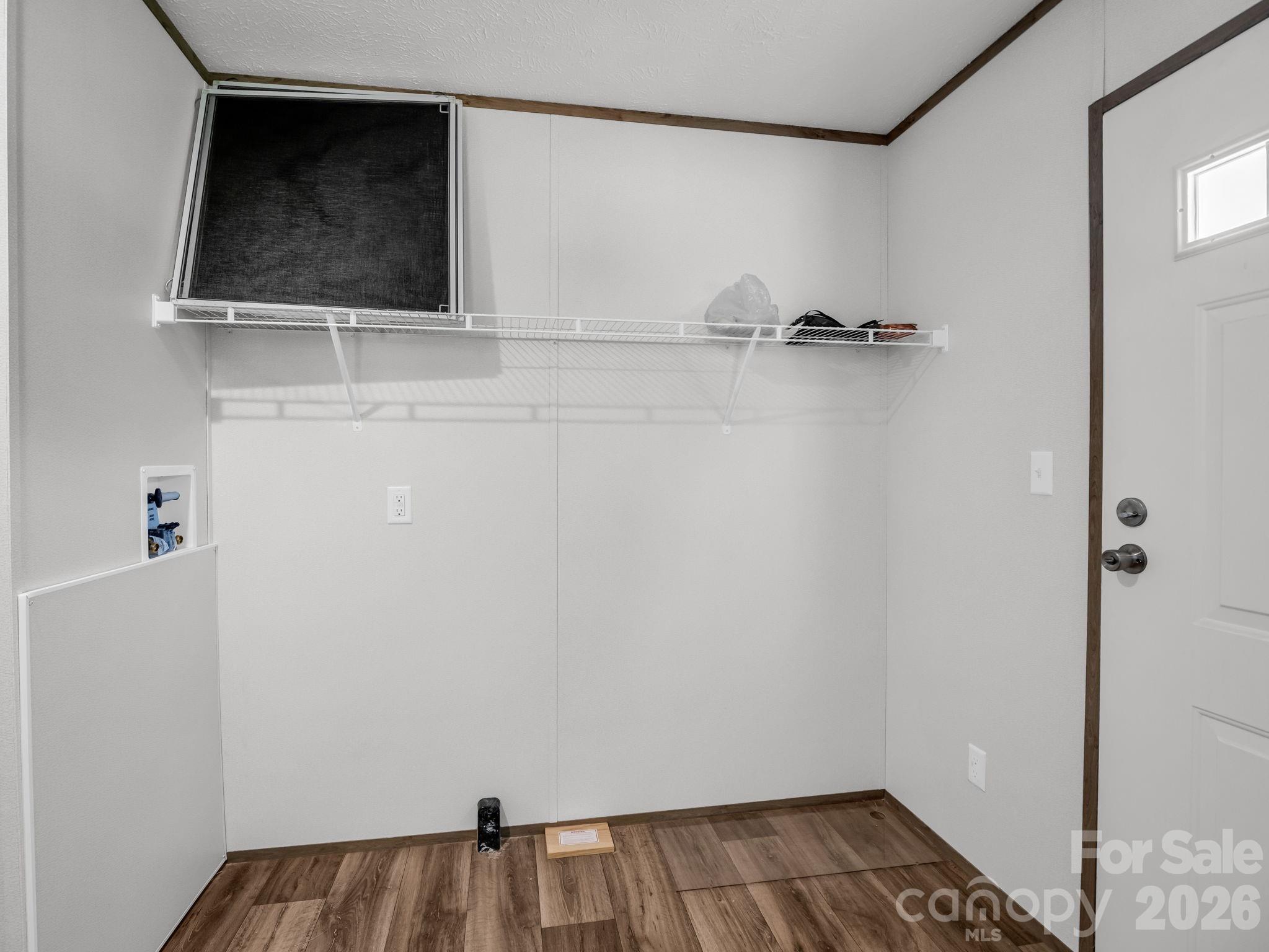 276 Mulberry Street — Forest City