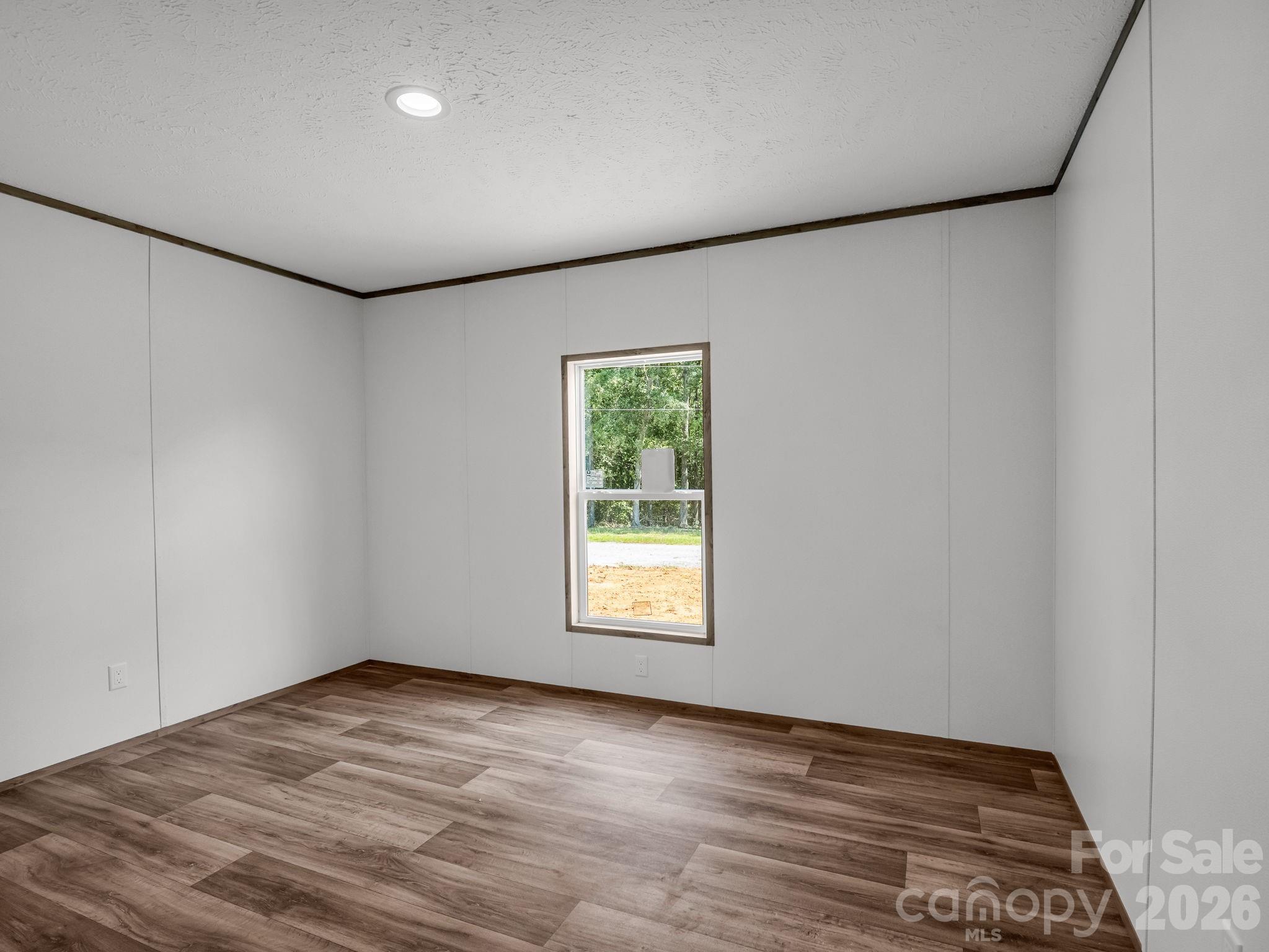 276 Mulberry Street — Forest City