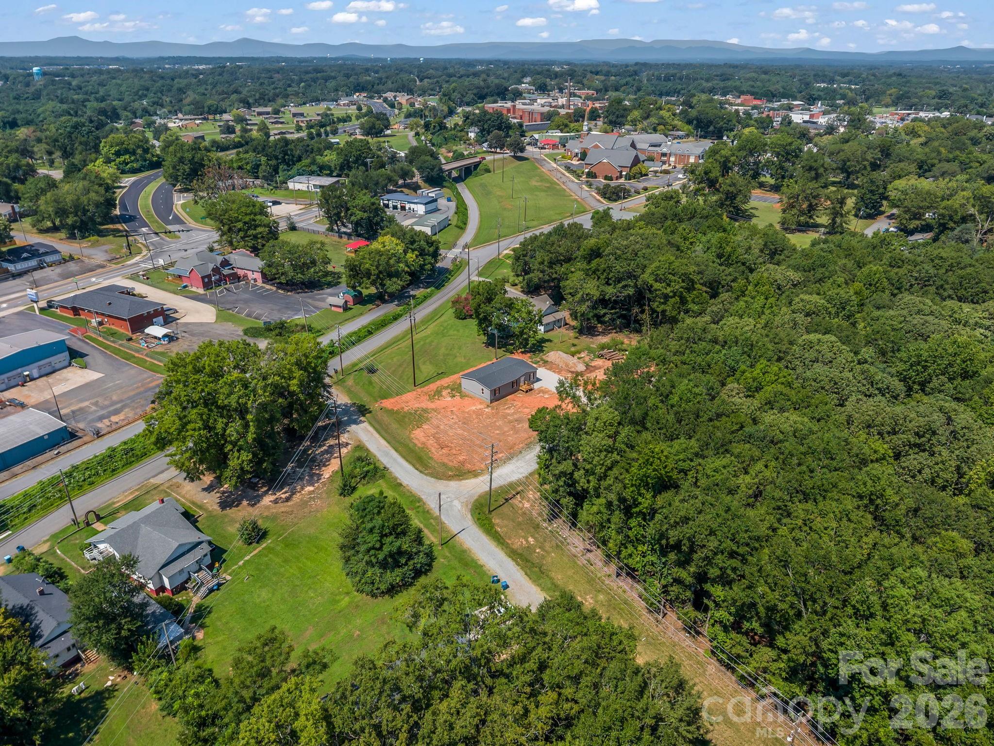 276 Mulberry Street — Forest City