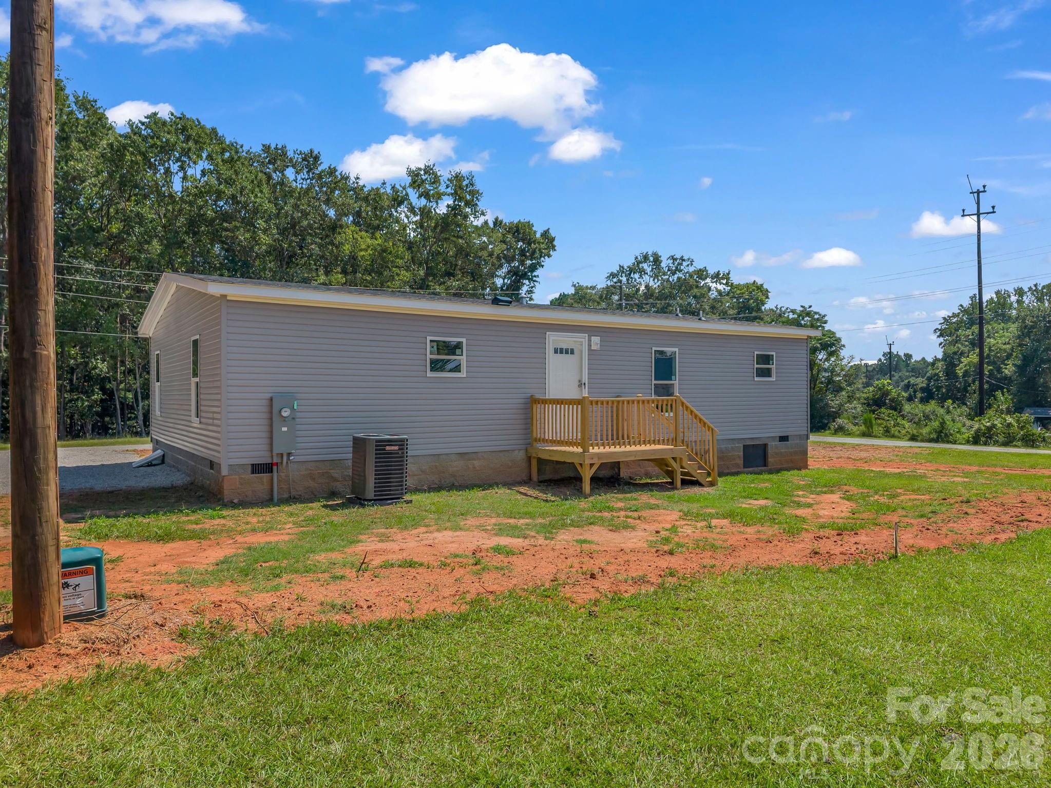 276 Mulberry Street — Forest City