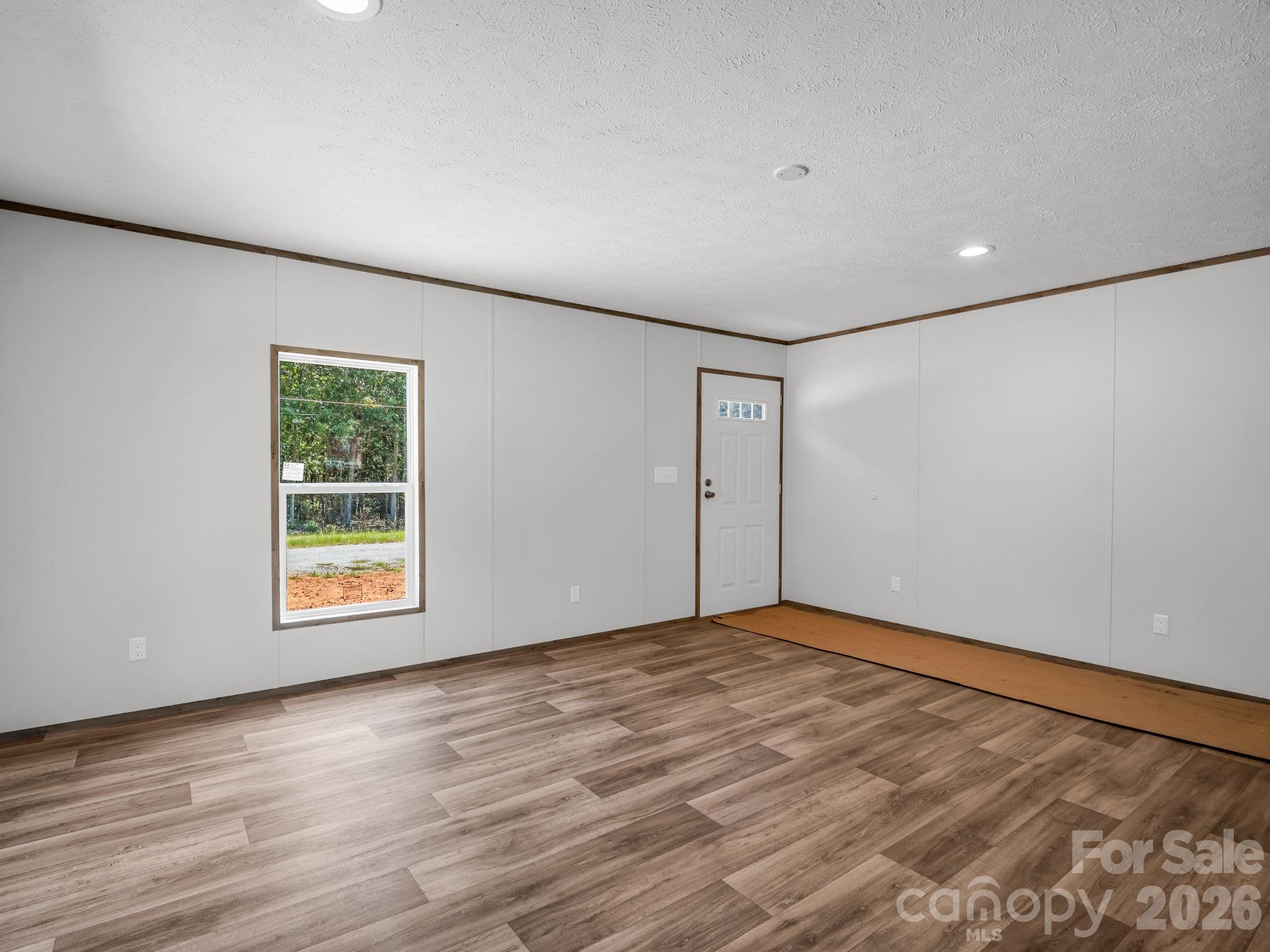 276 Mulberry Street — Forest City