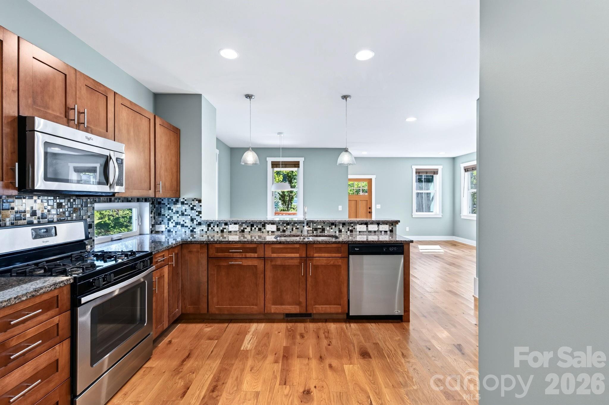 32 Florida Avenue — Asheville