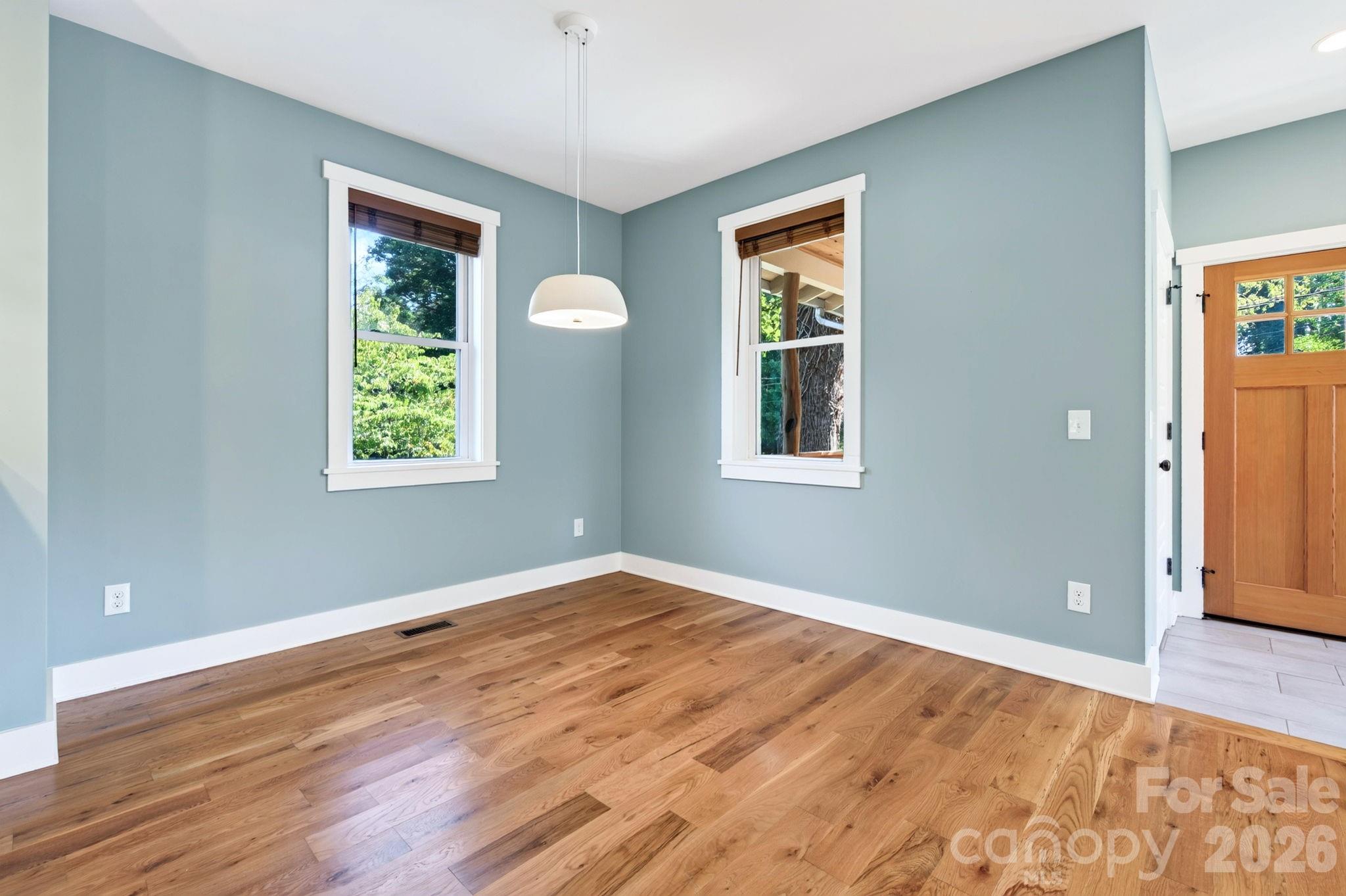 32 Florida Avenue — Asheville
