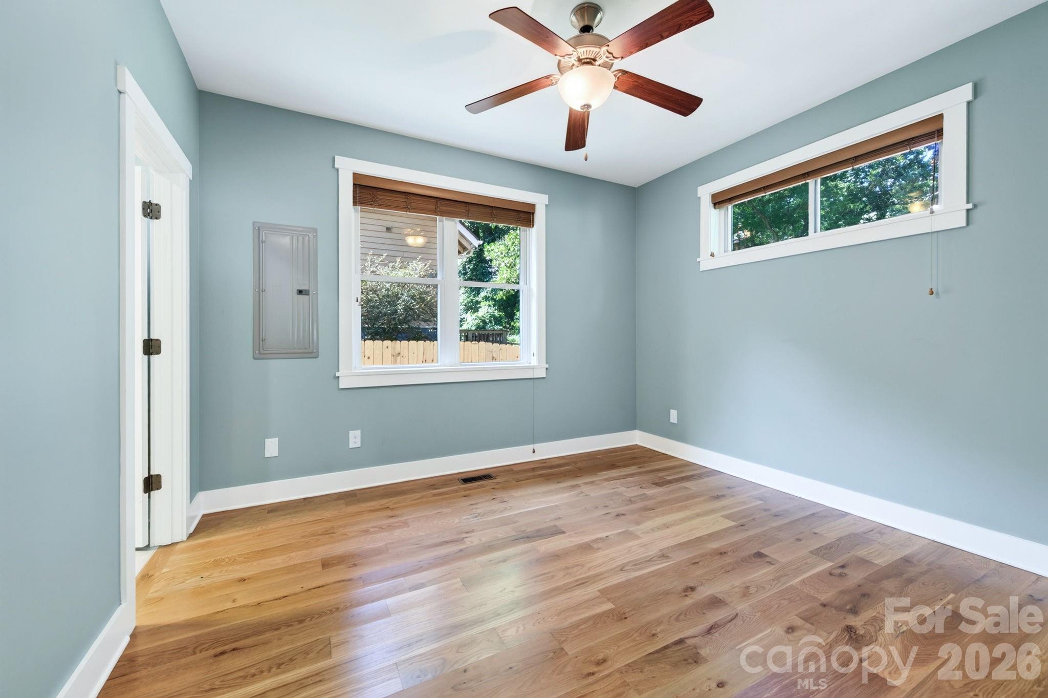 32 Florida Avenue — Asheville