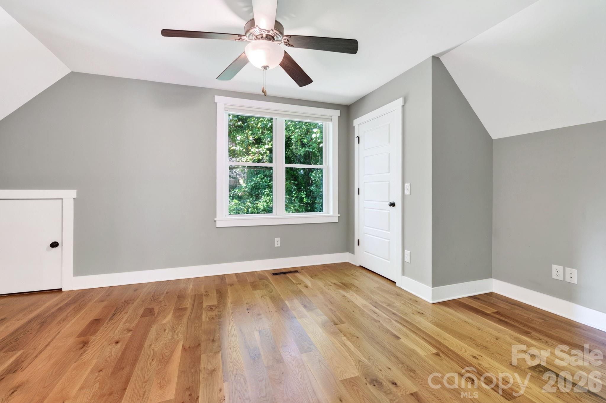 32 Florida Avenue — Asheville