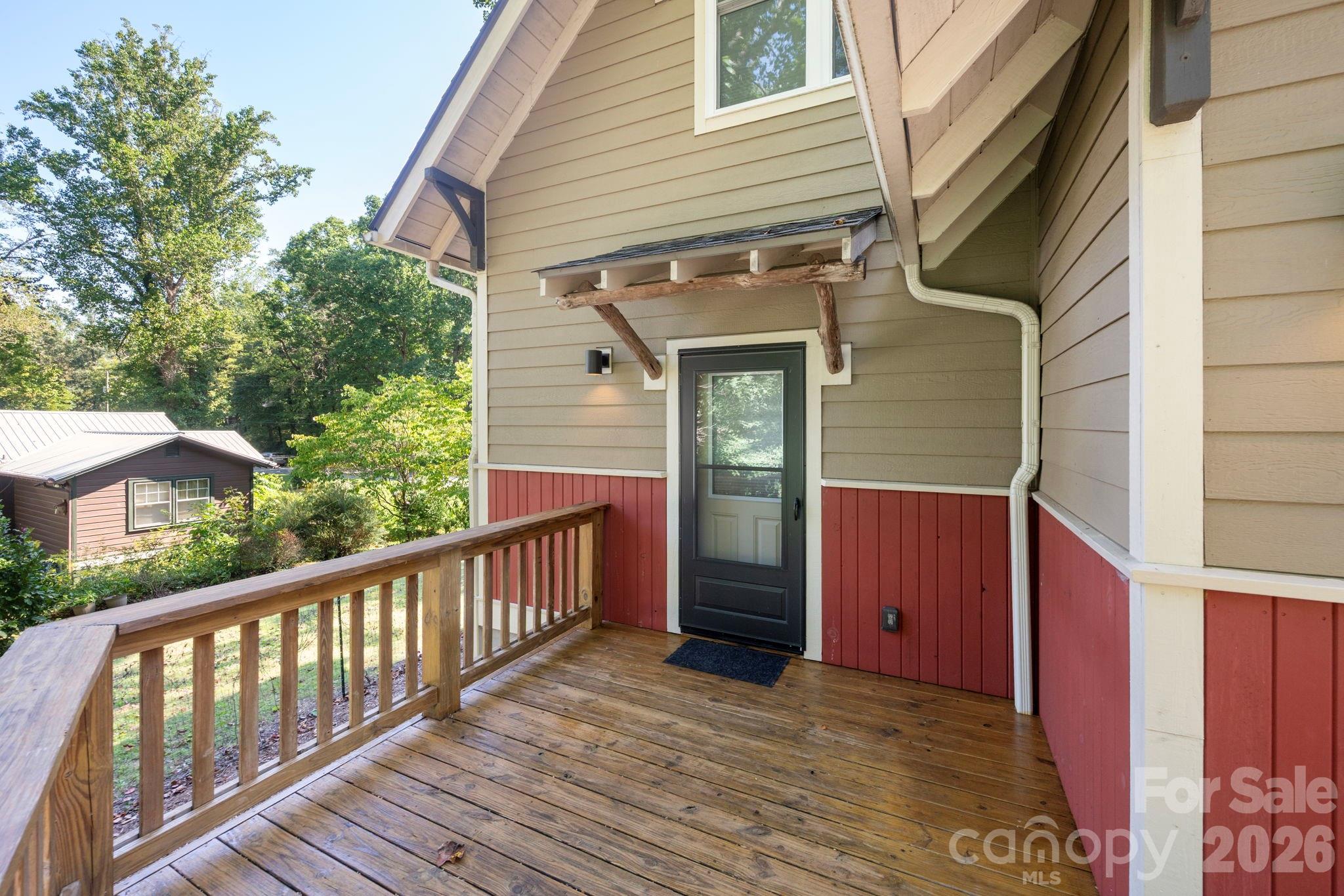 32 Florida Avenue — Asheville