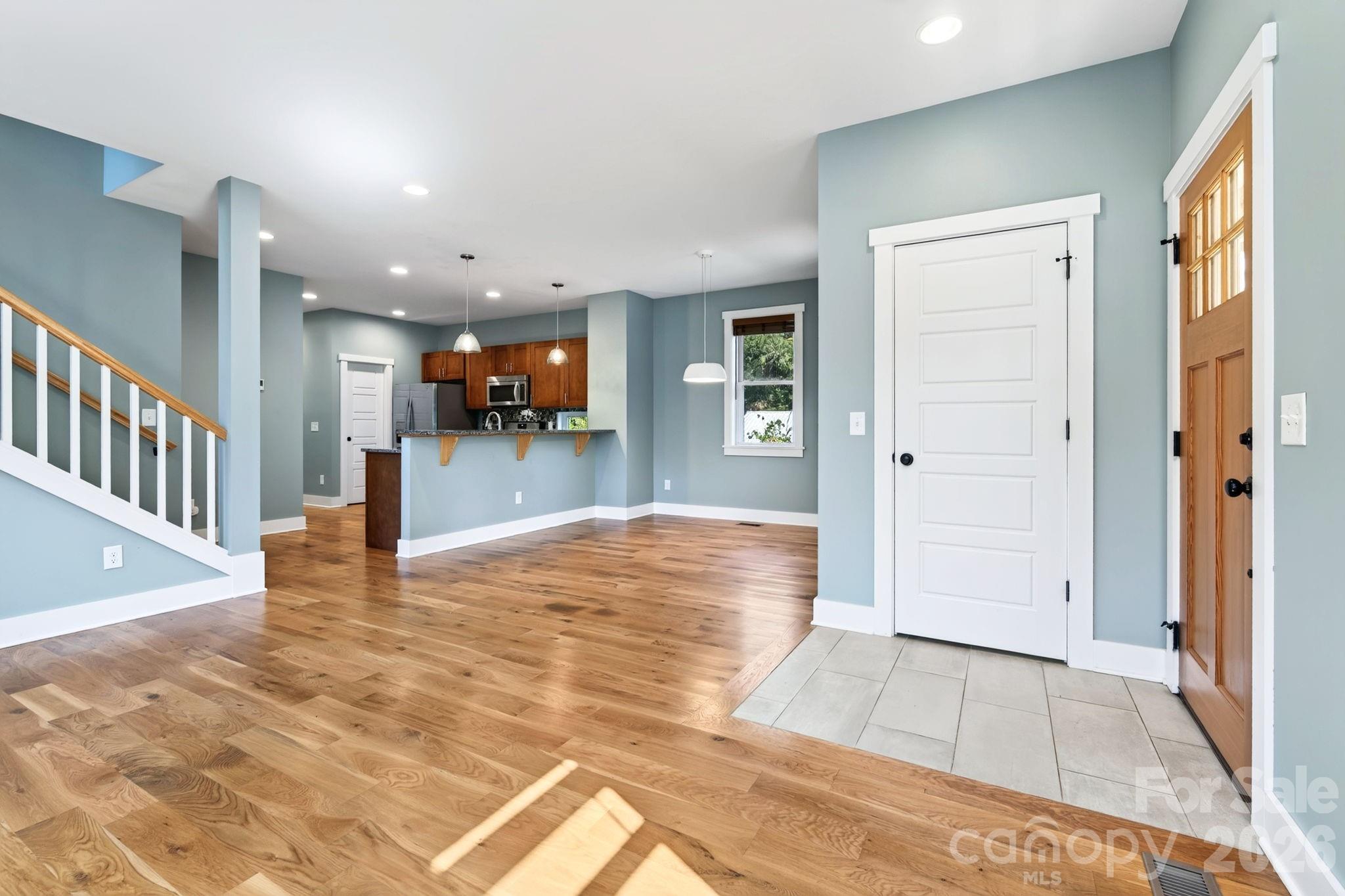 32 Florida Avenue — Asheville