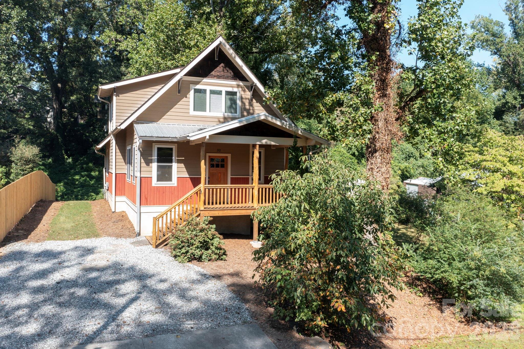 32 Florida Avenue — Asheville