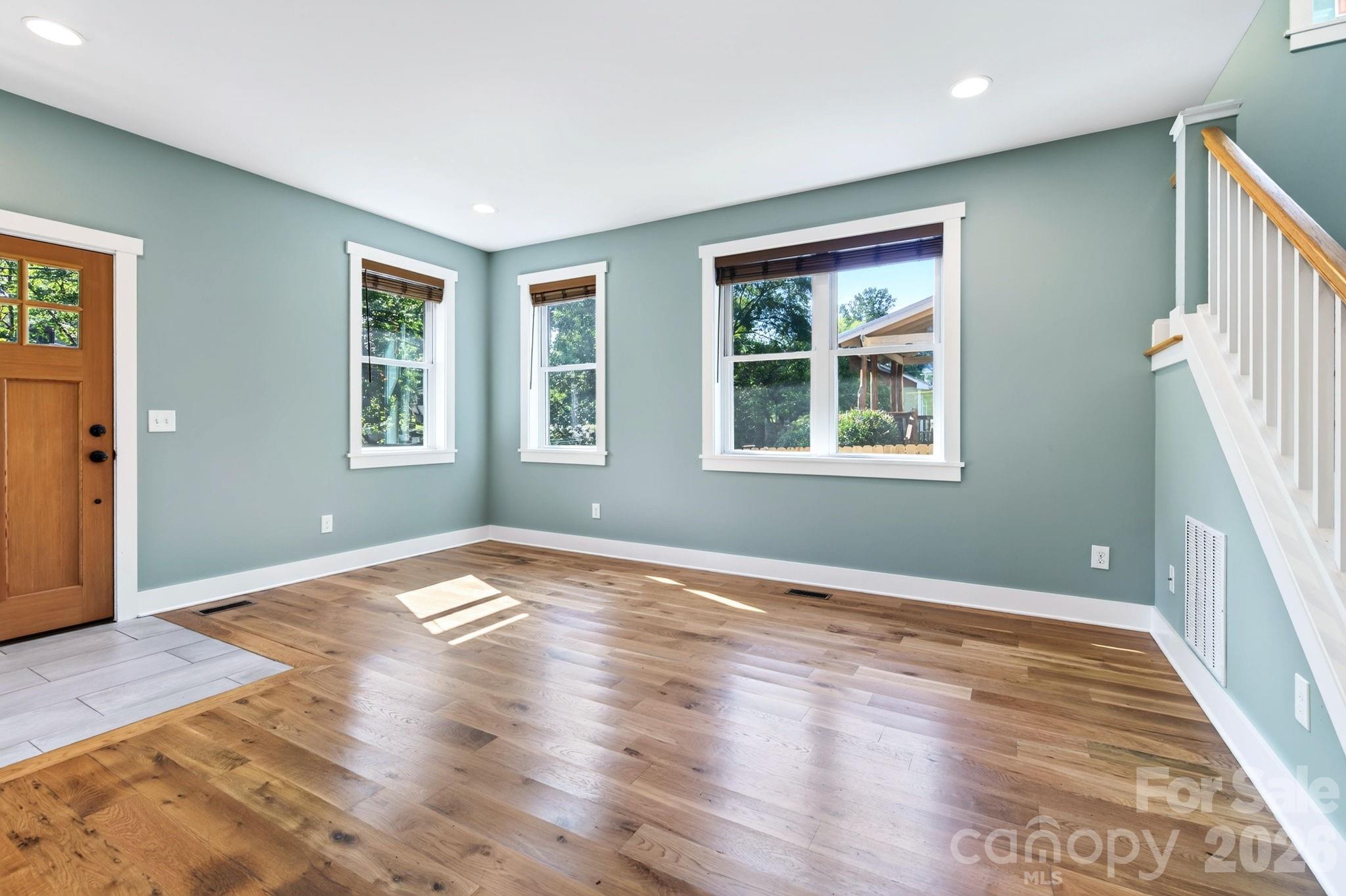 32 Florida Avenue — Asheville