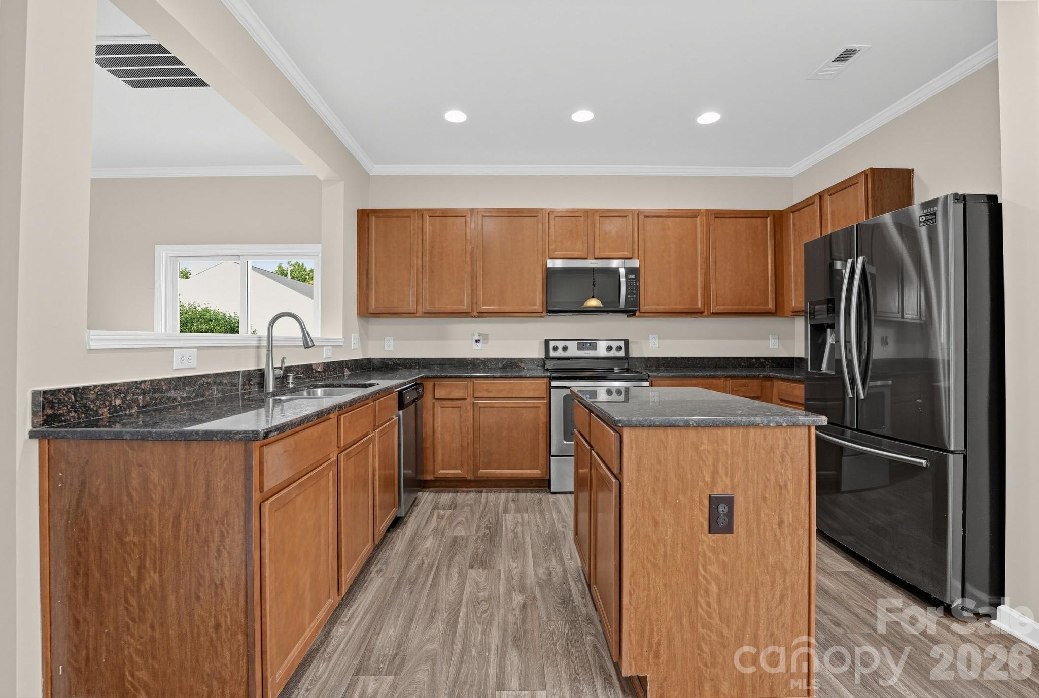 12432 Bending Branch Road — Charlotte