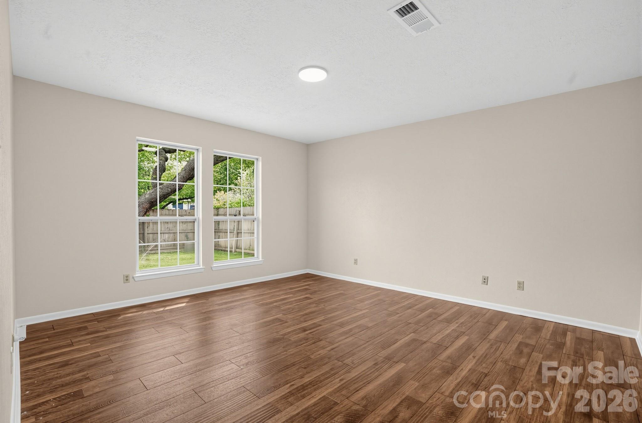 12432 Bending Branch Road — Charlotte