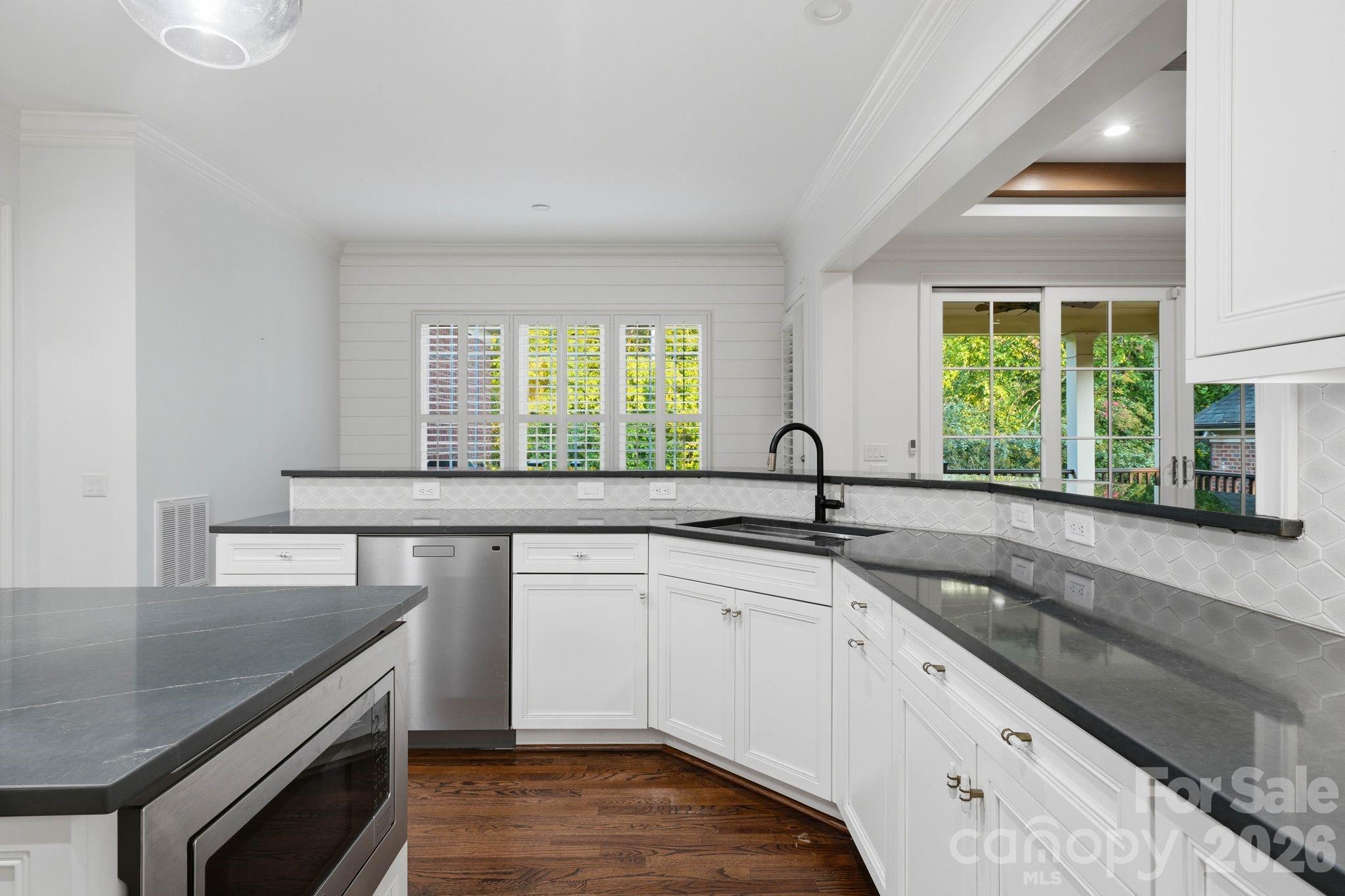 9414 Heydon Hall Circle — Charlotte