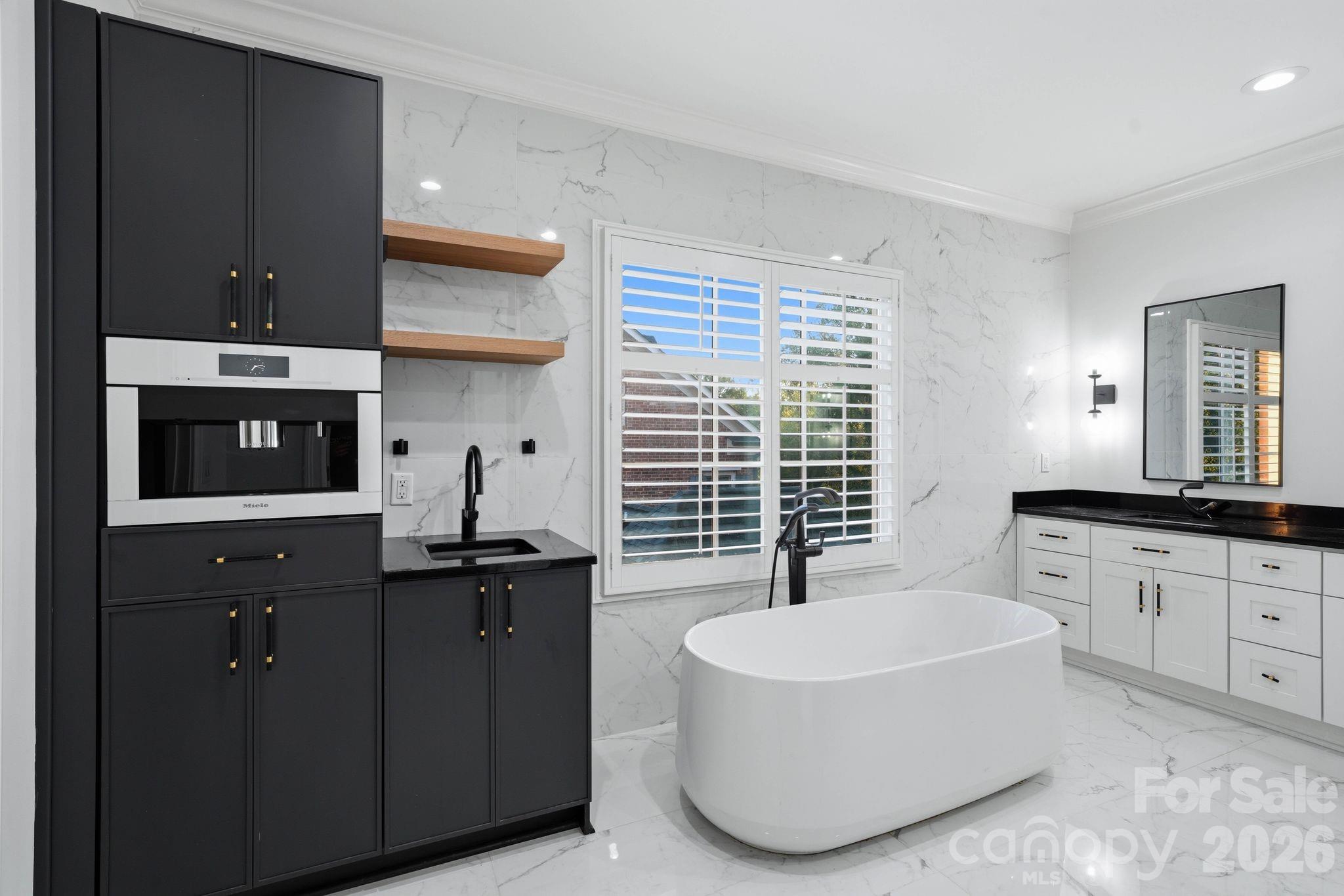 9414 Heydon Hall Circle — Charlotte