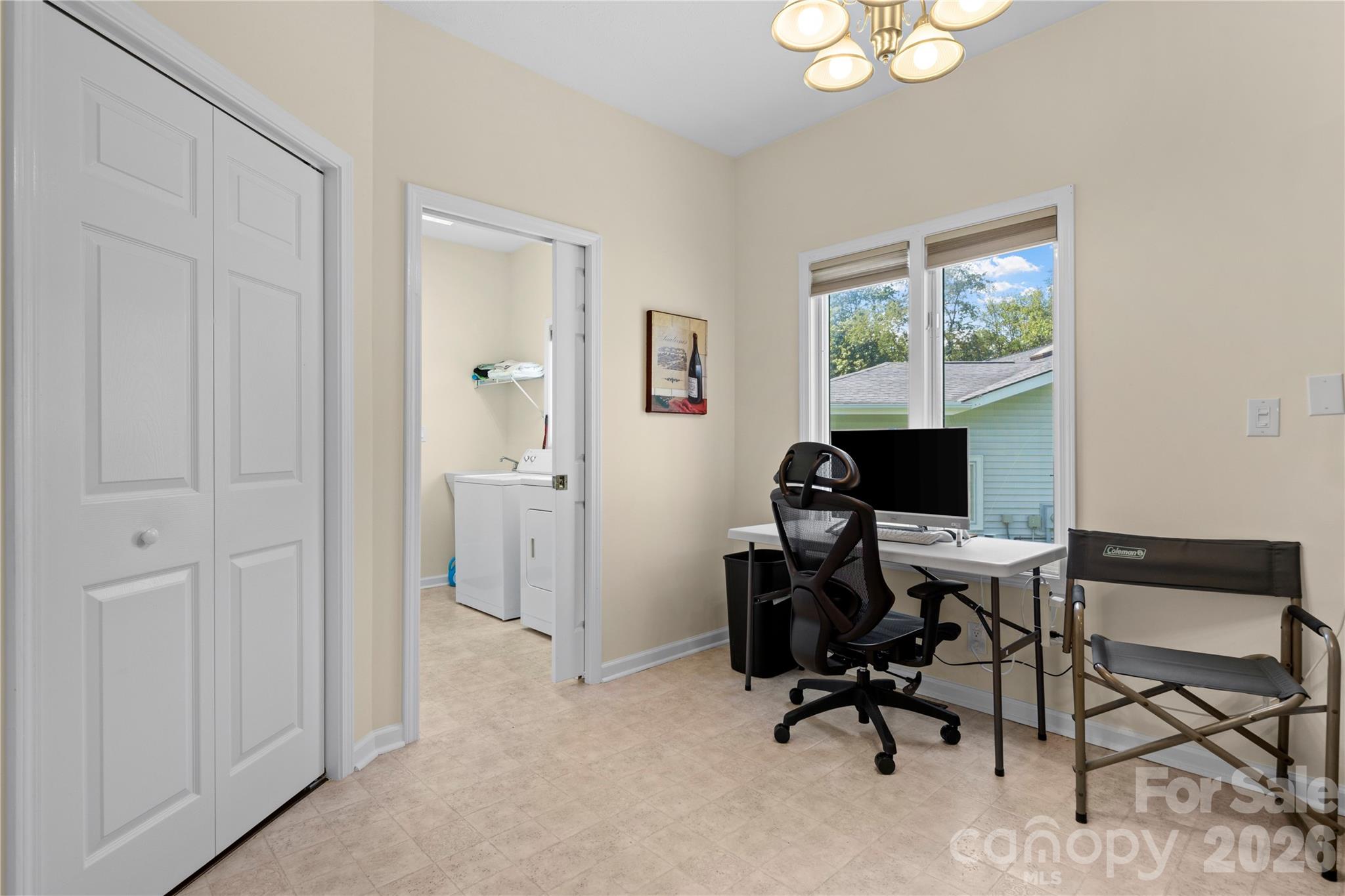 14 Country Meadows Lane — Hendersonville